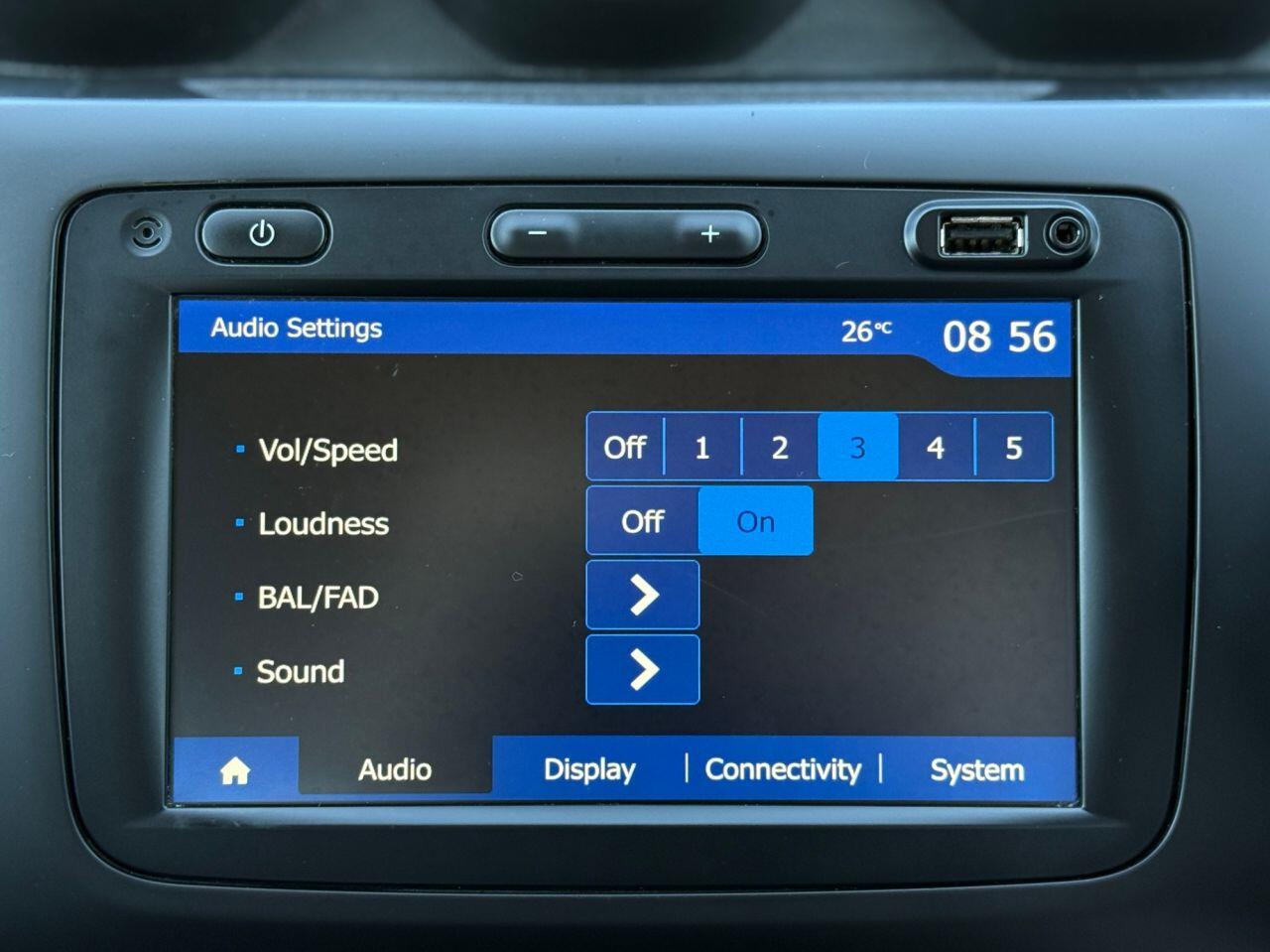 Dacia Duster view 26