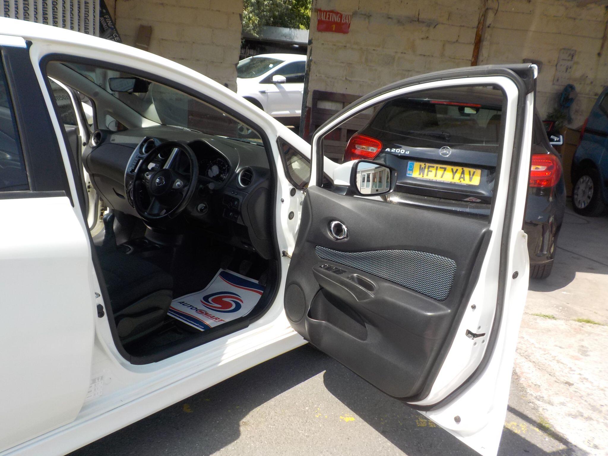Nissan Note 1.2 12V Acenta Premium Euro 5 (s/s) 5dr