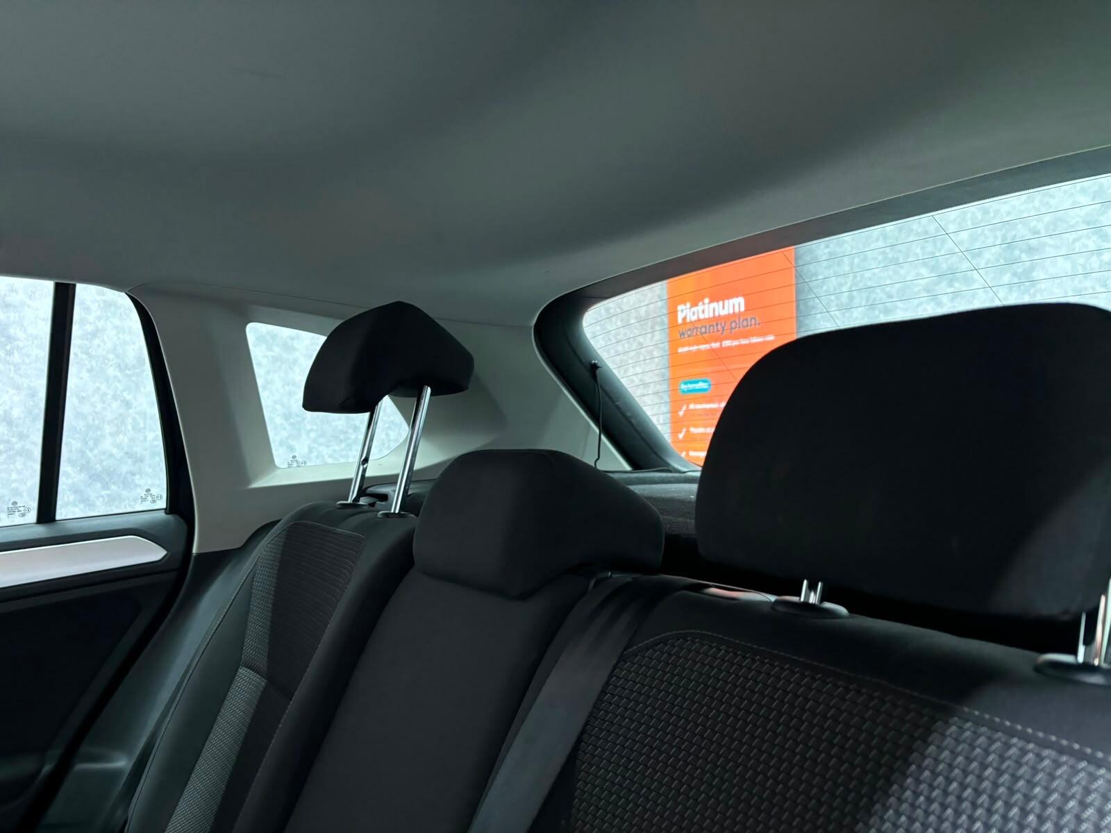 Volkswagen Tiguan view 12