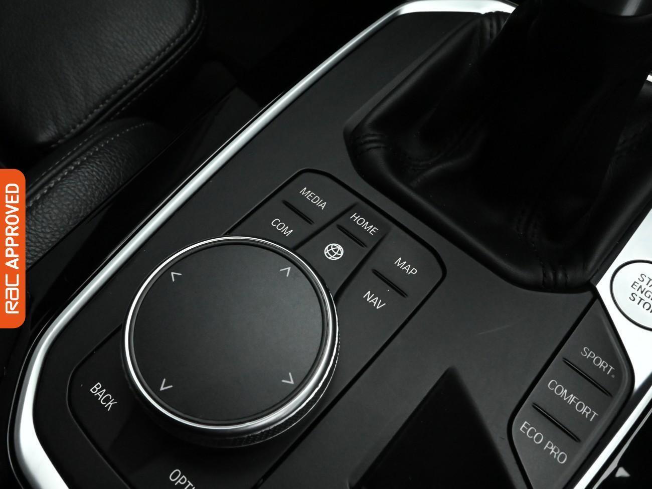 BMW 1 Series view 26