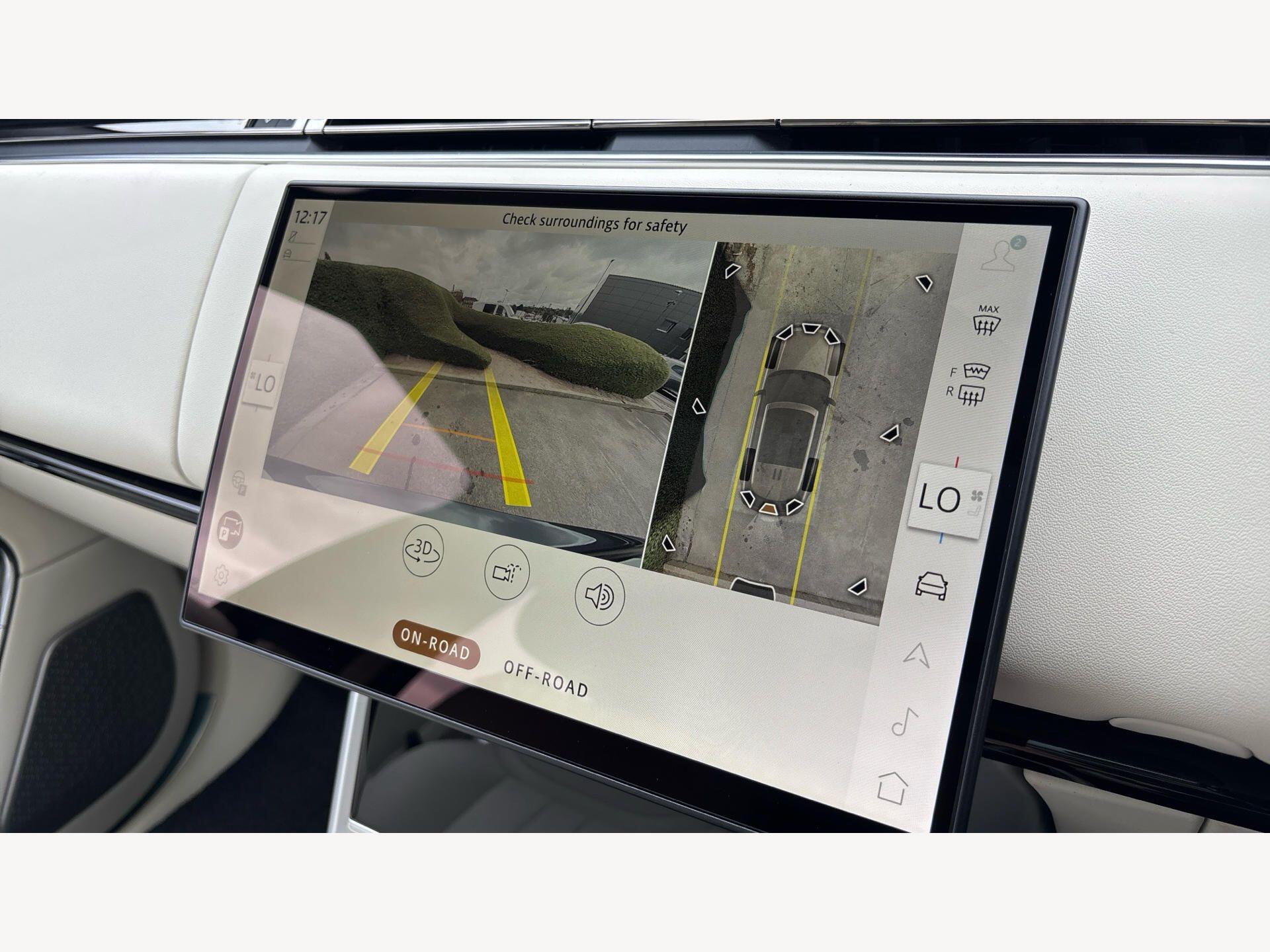 Land Rover Range Rover view 14