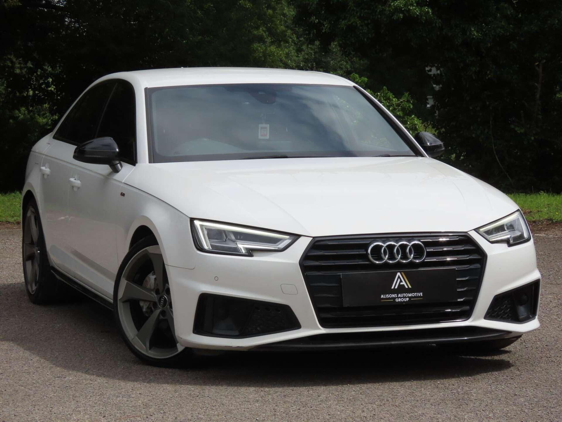 Audi A4 view 4