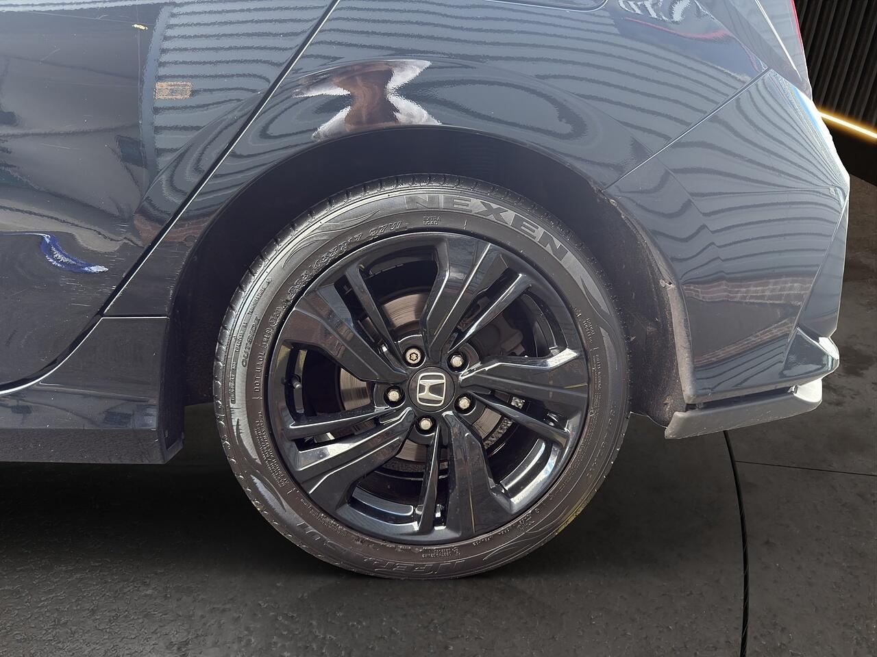 Honda Civic view 24