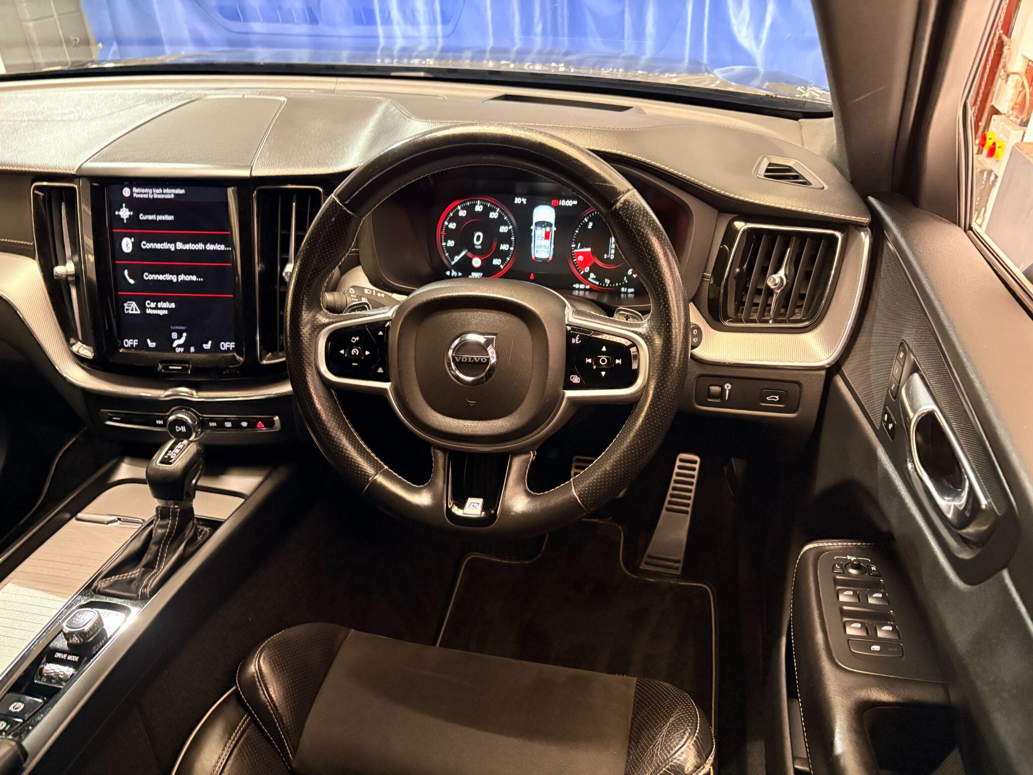 Volvo XC60 view 27