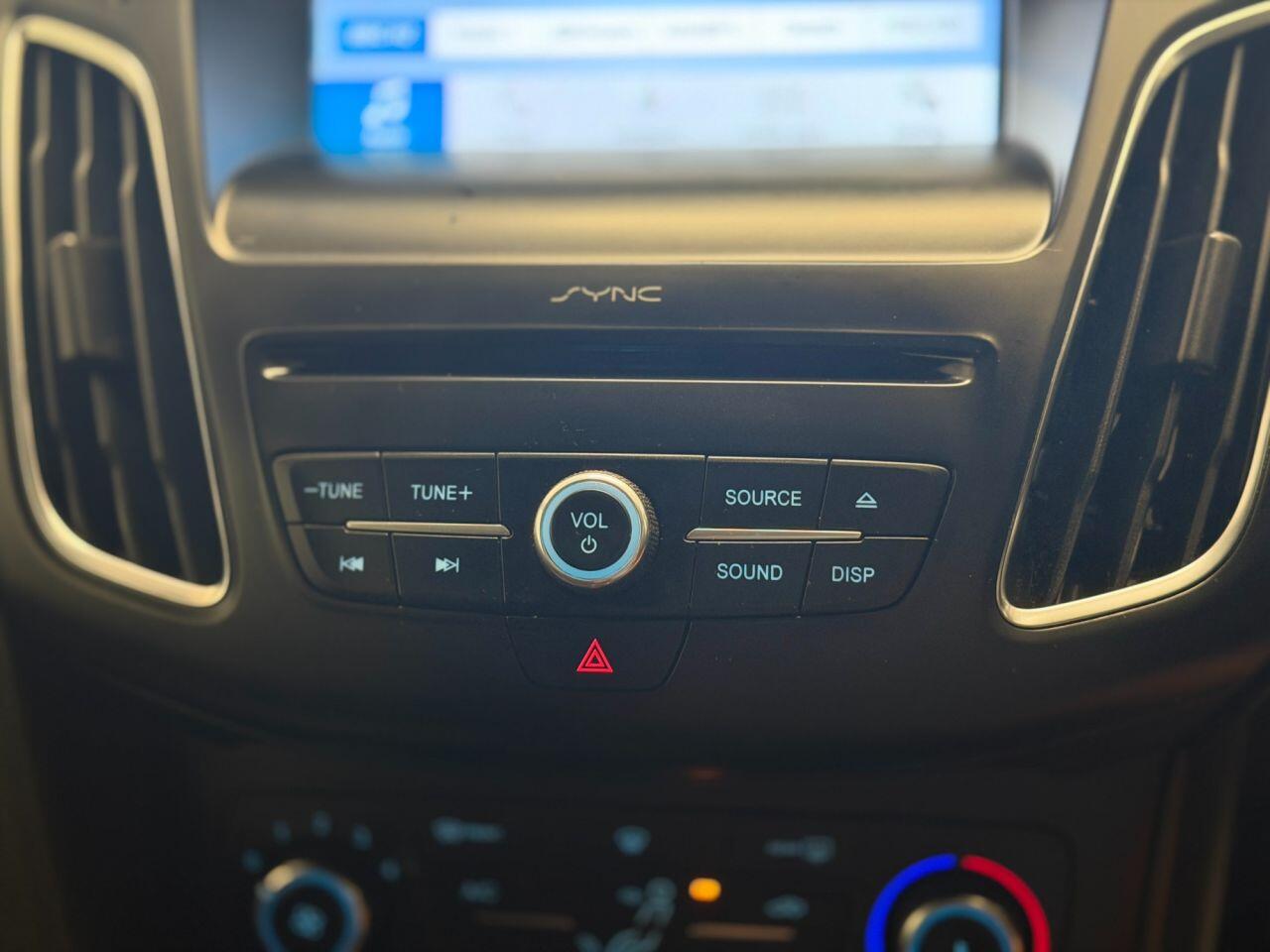 Ford Focus view 43