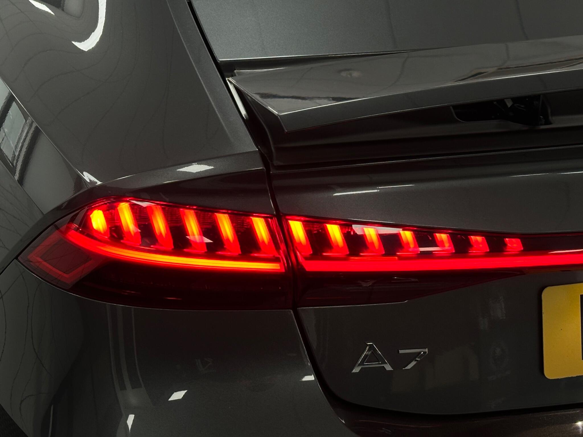 Audi A7 view 43