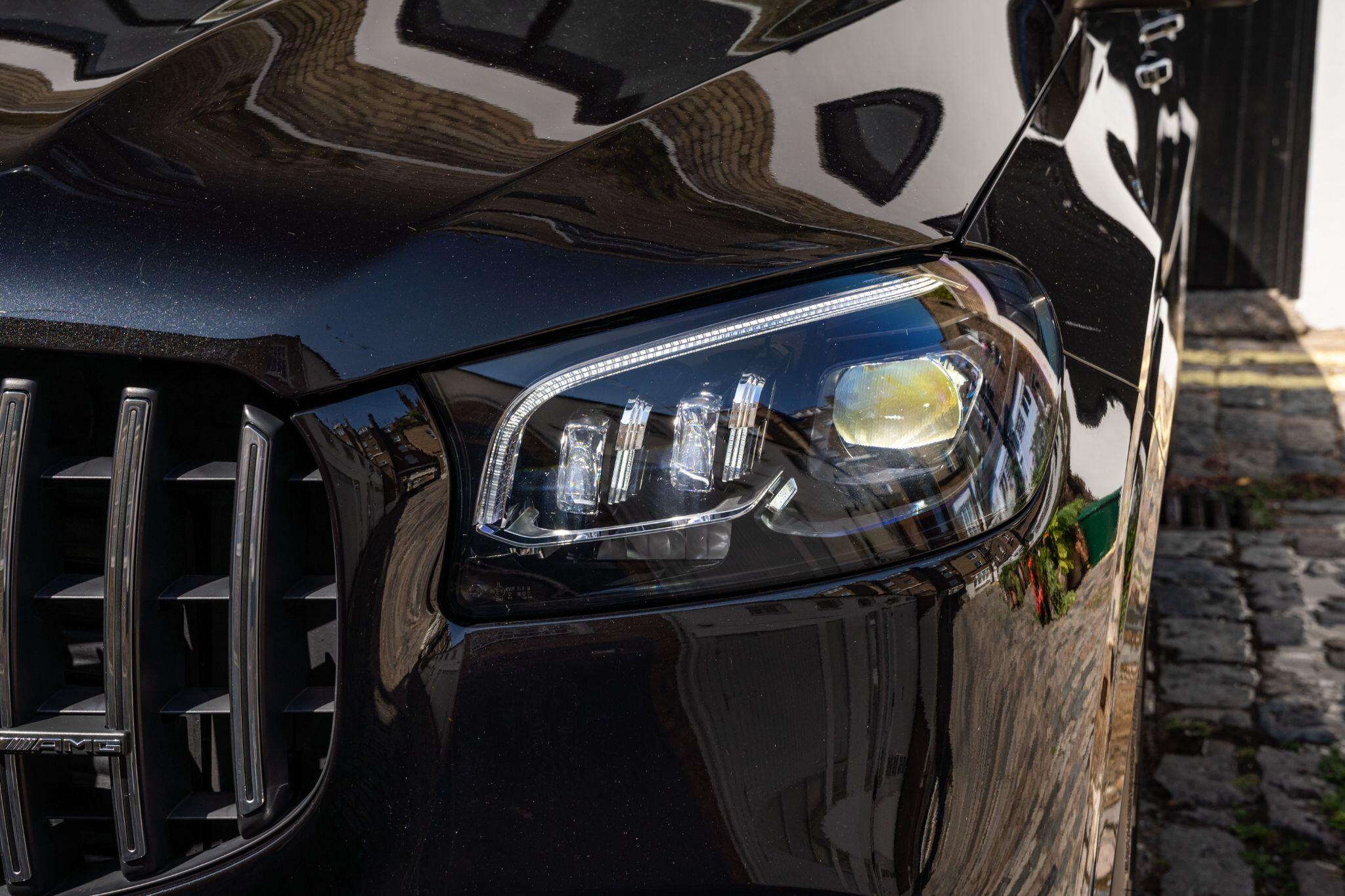 Mercedes-Benz GLS view 35