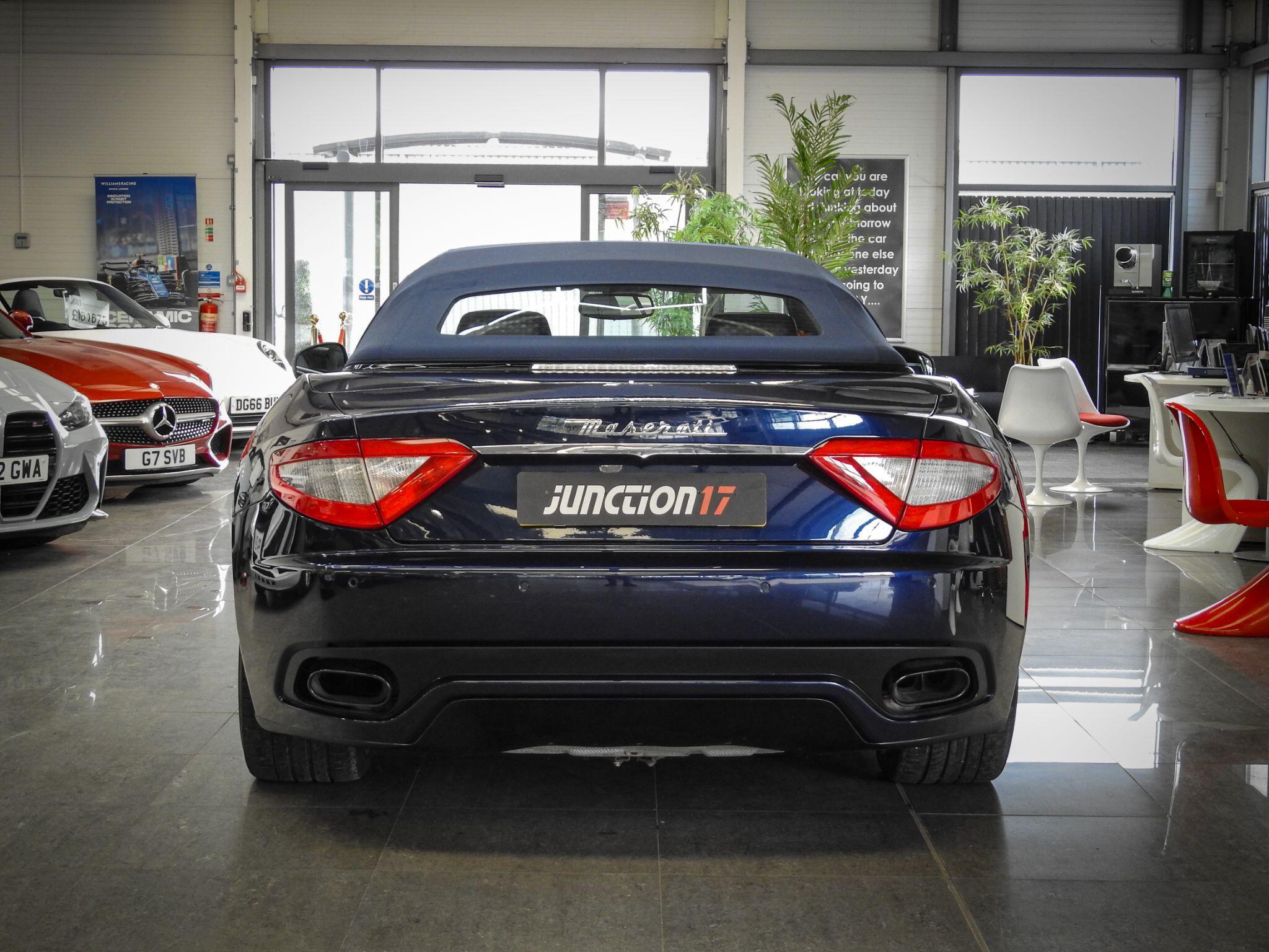 Maserati Grancabrio view 15