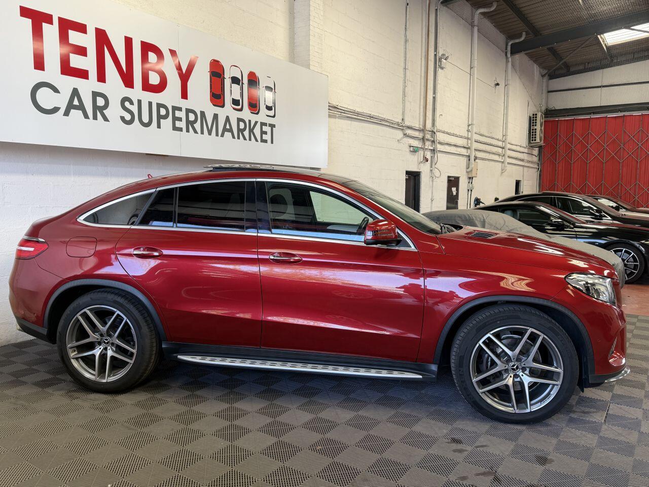 Mercedes-Benz Gle view 11