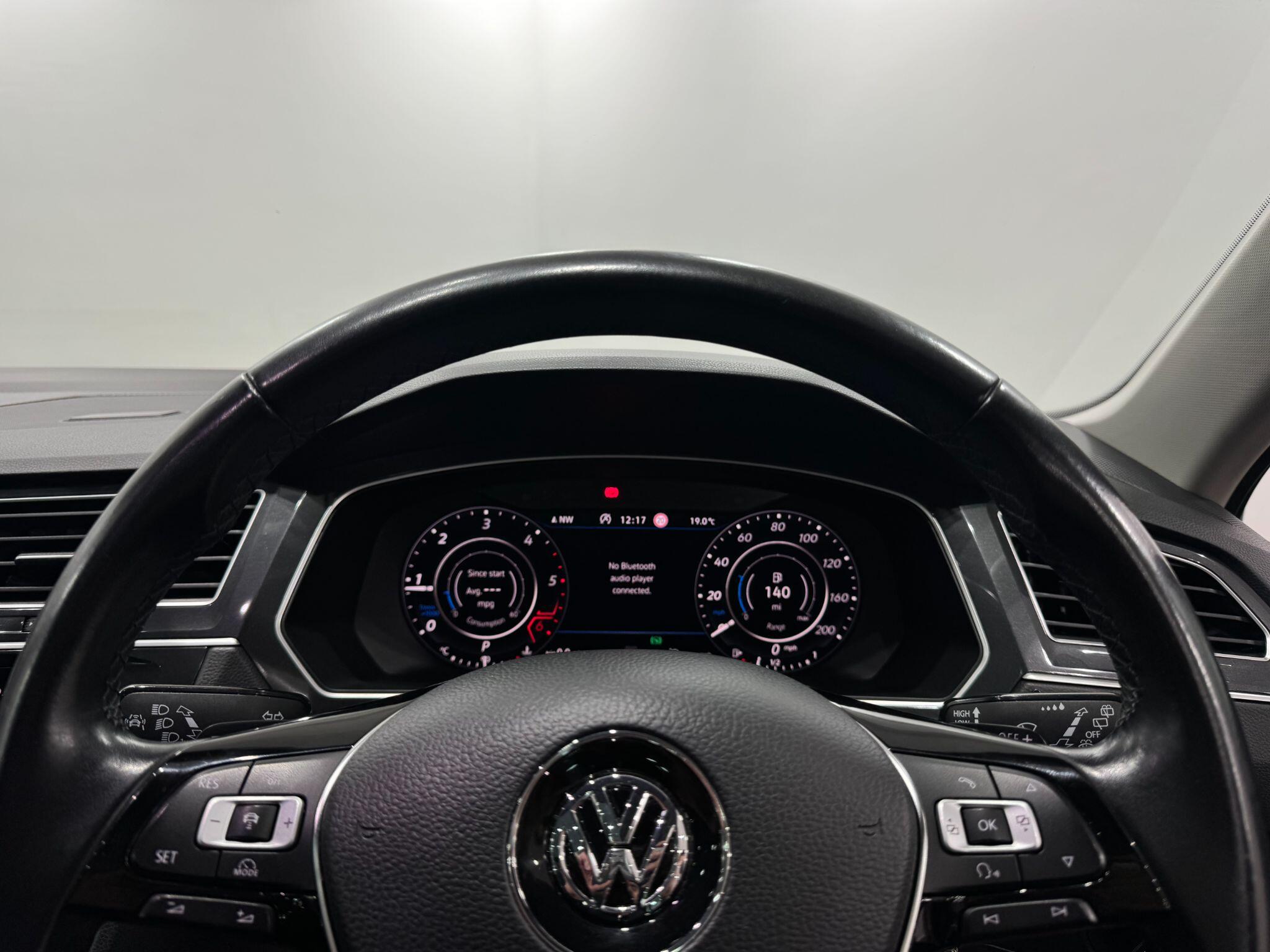 Volkswagen Tiguan view 33