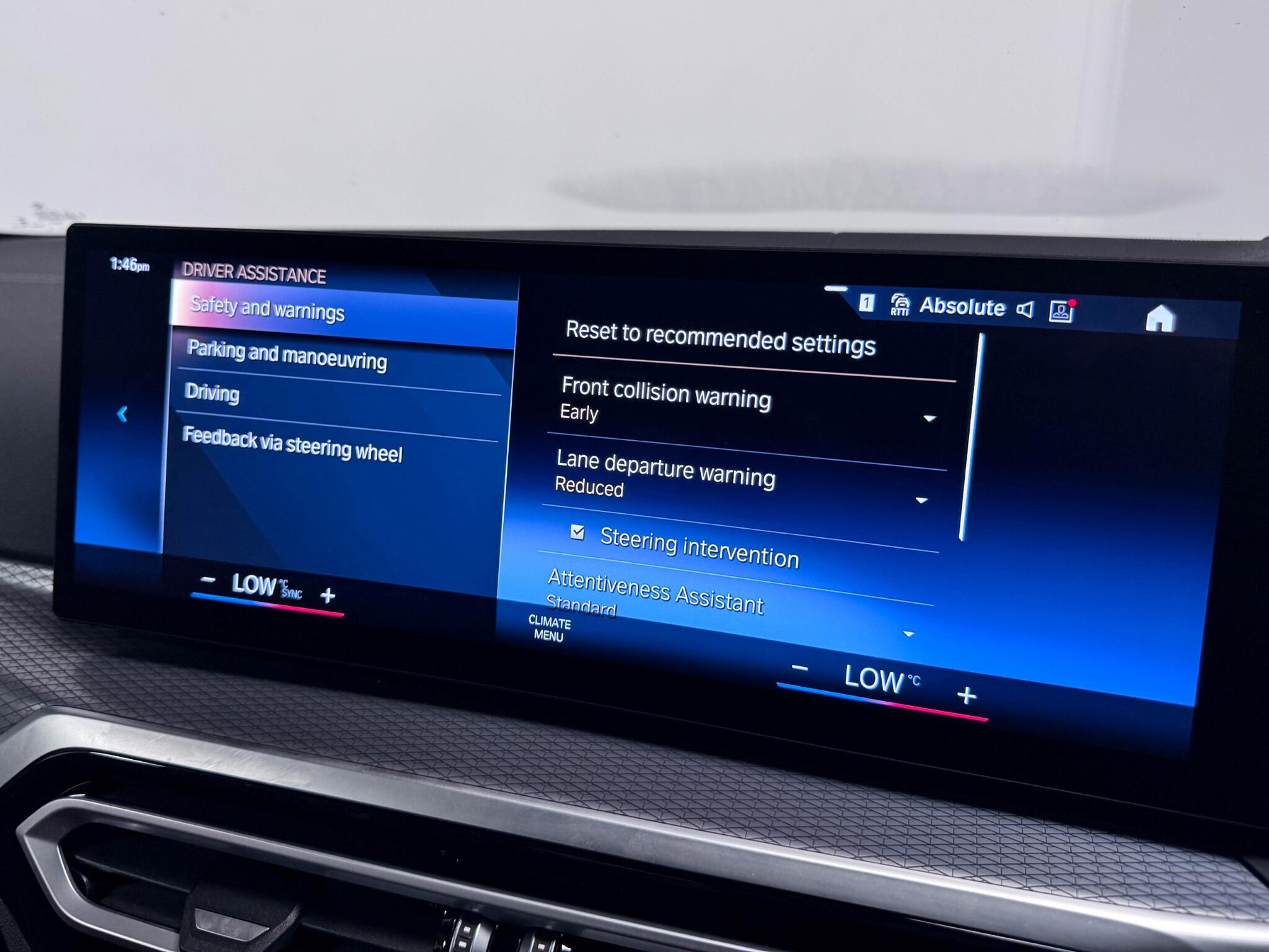 BMW 3 Series view 59