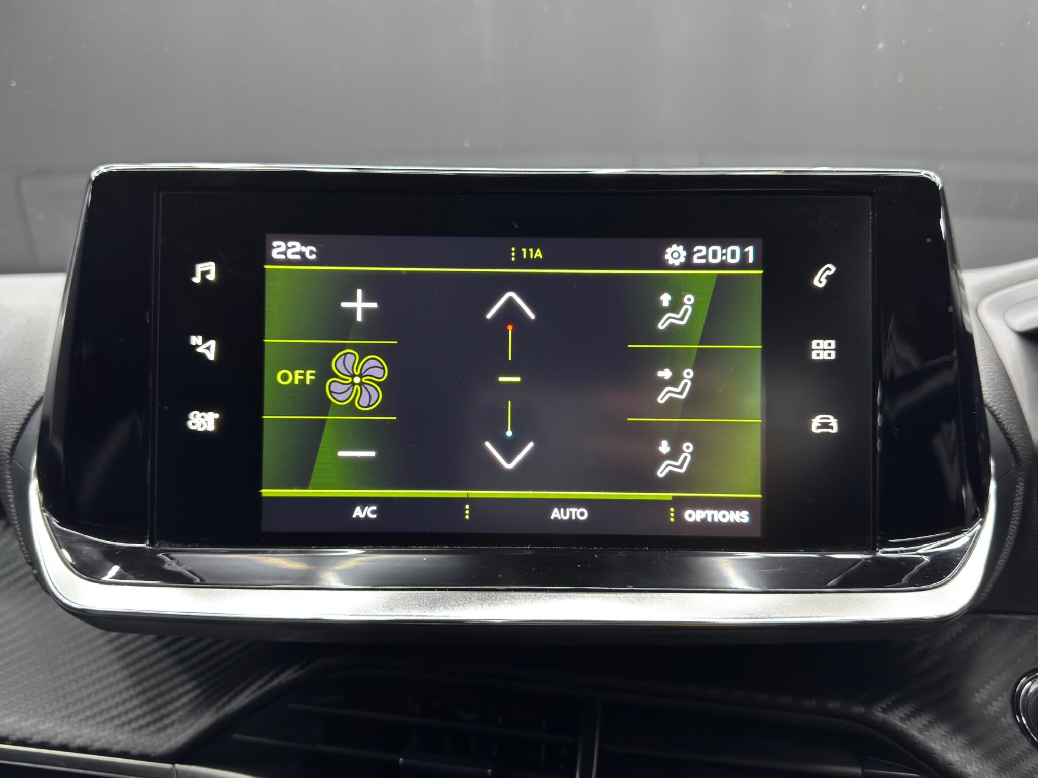 Peugeot 2008 view 30