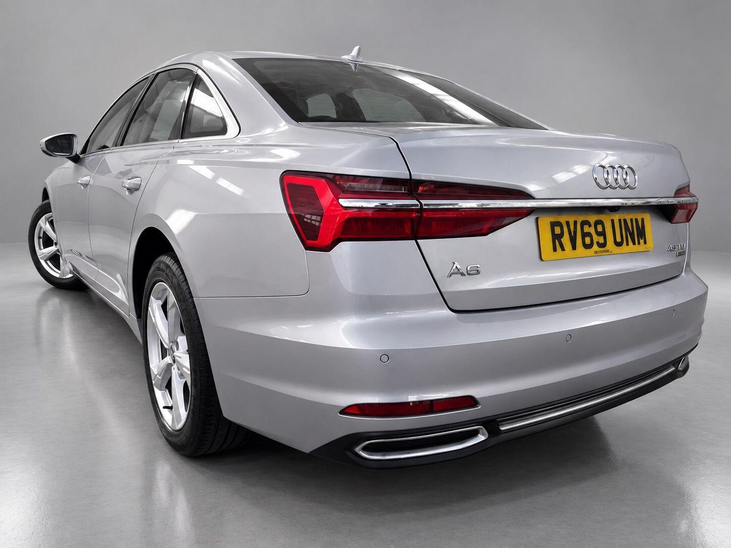Audi A6 view 11
