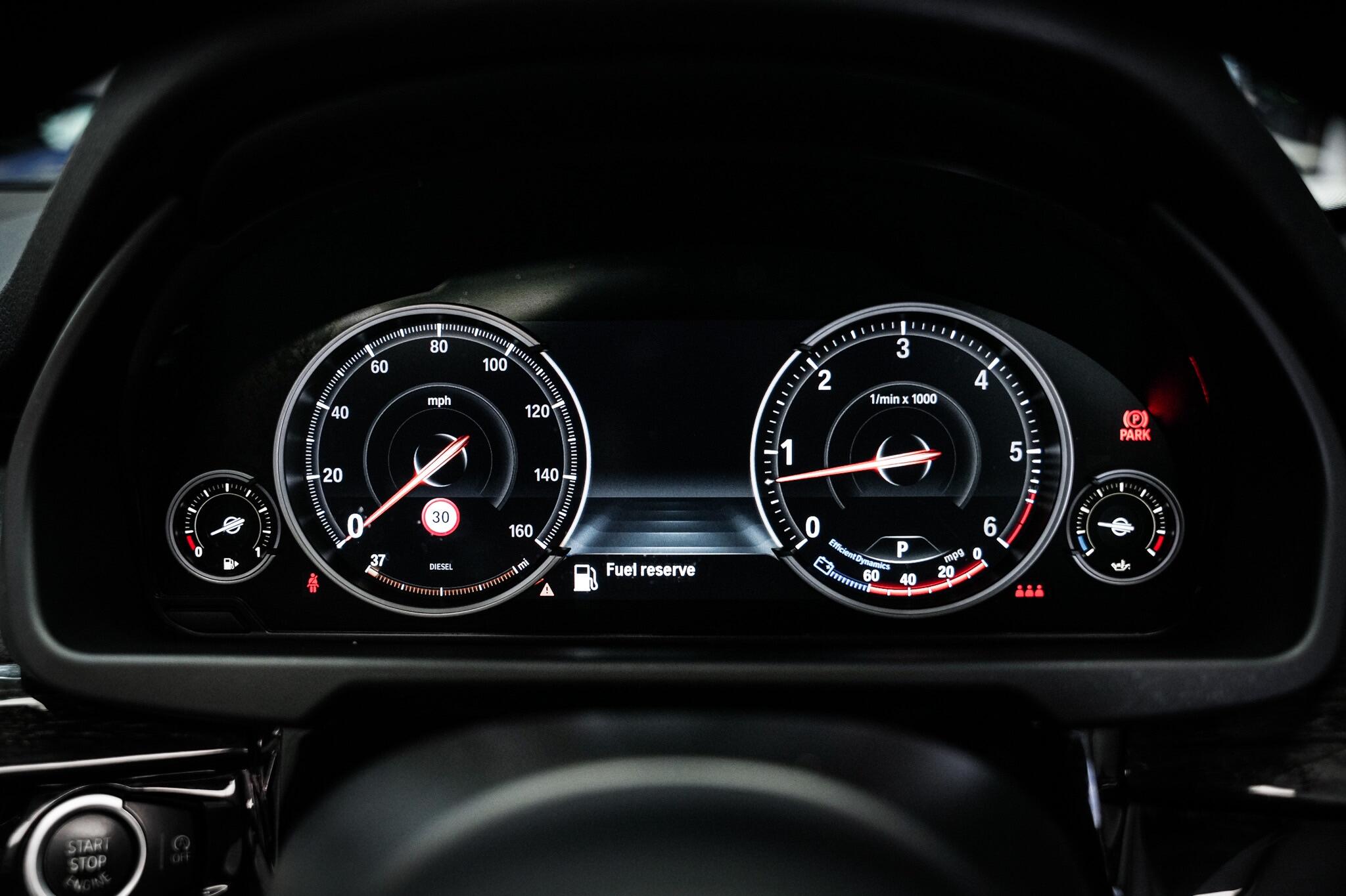 BMW X5 view 21