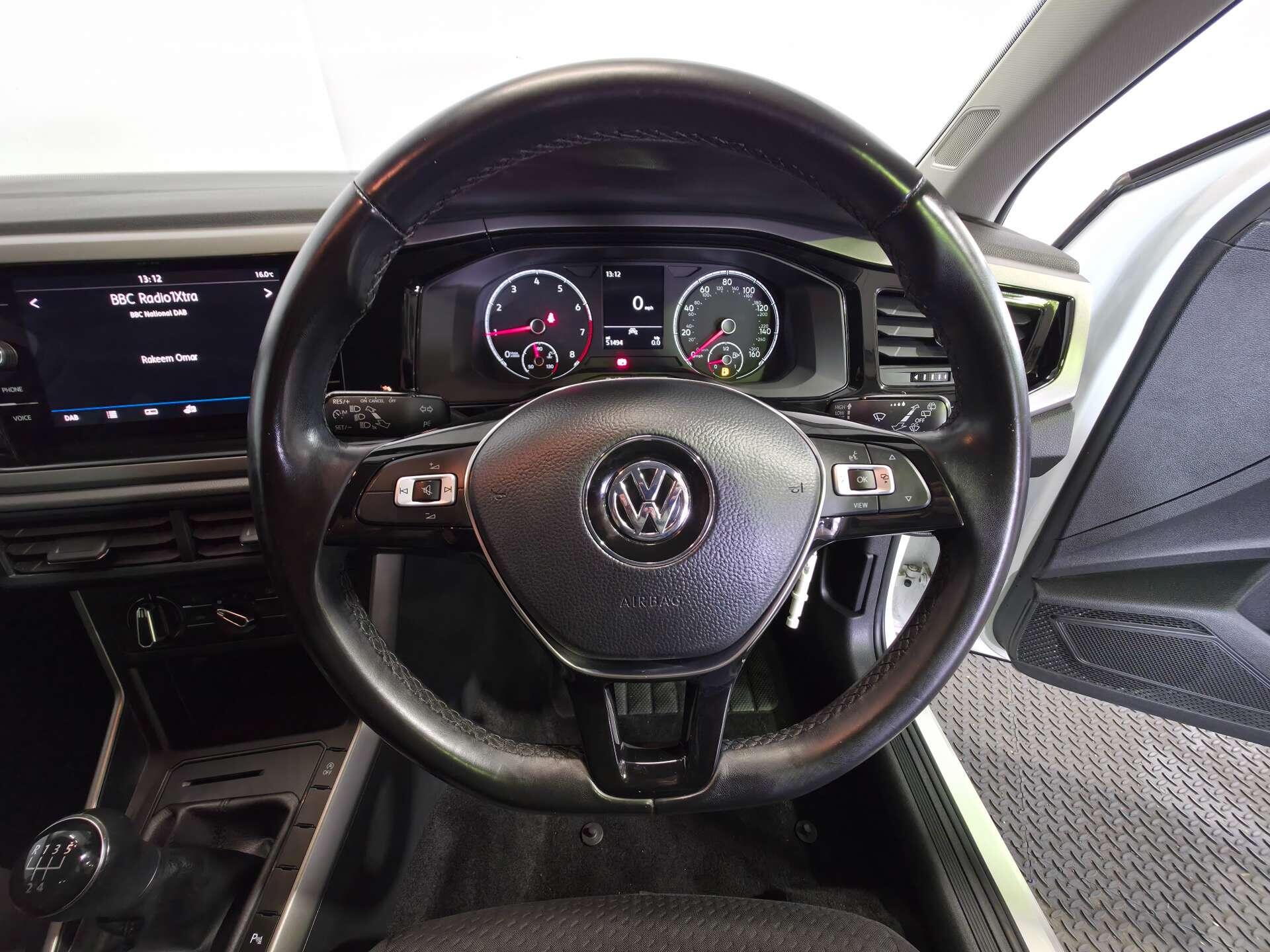 Volkswagen Polo view 23