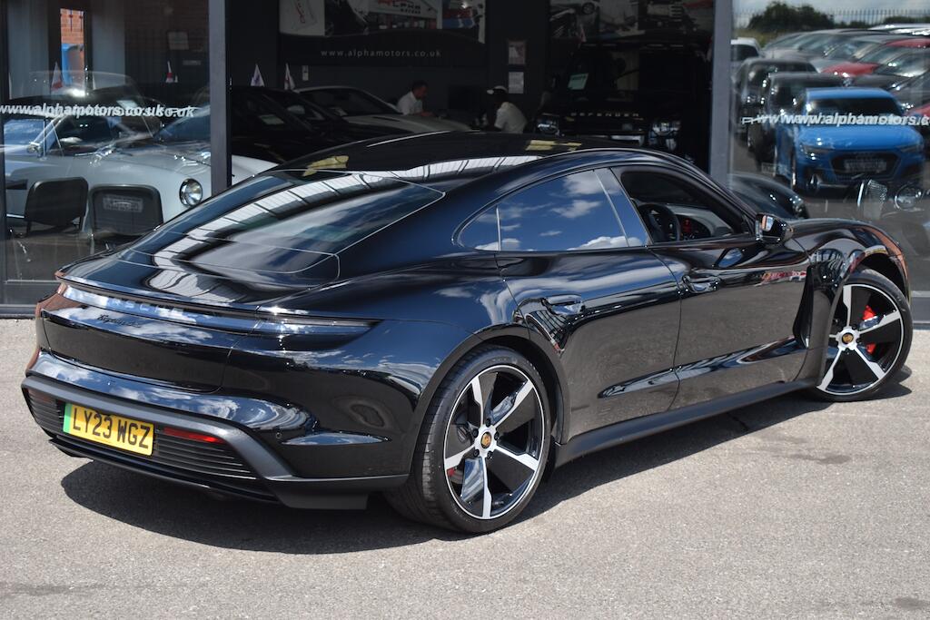 Porsche Taycan view 7