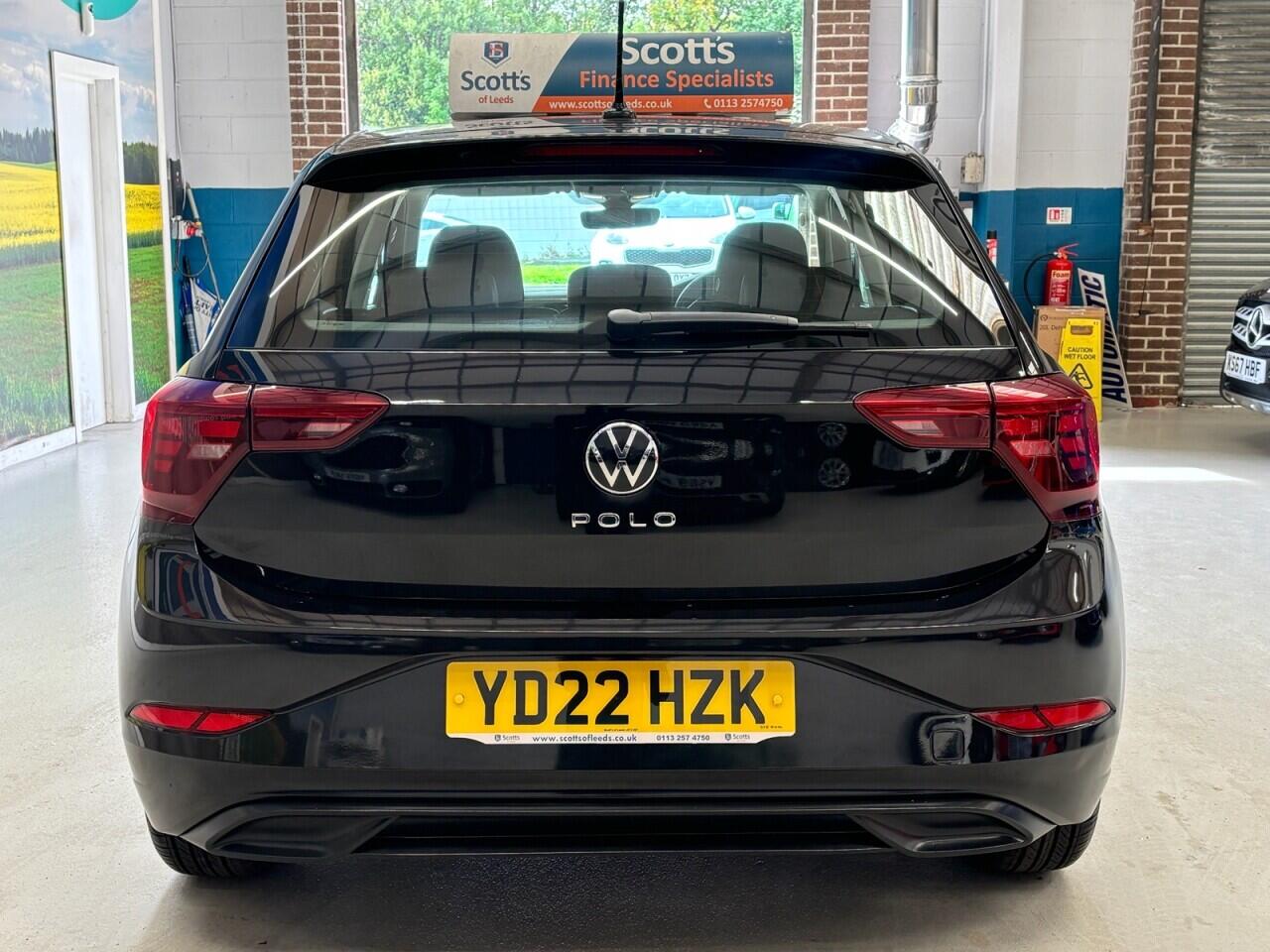 Volkswagen Polo view 6