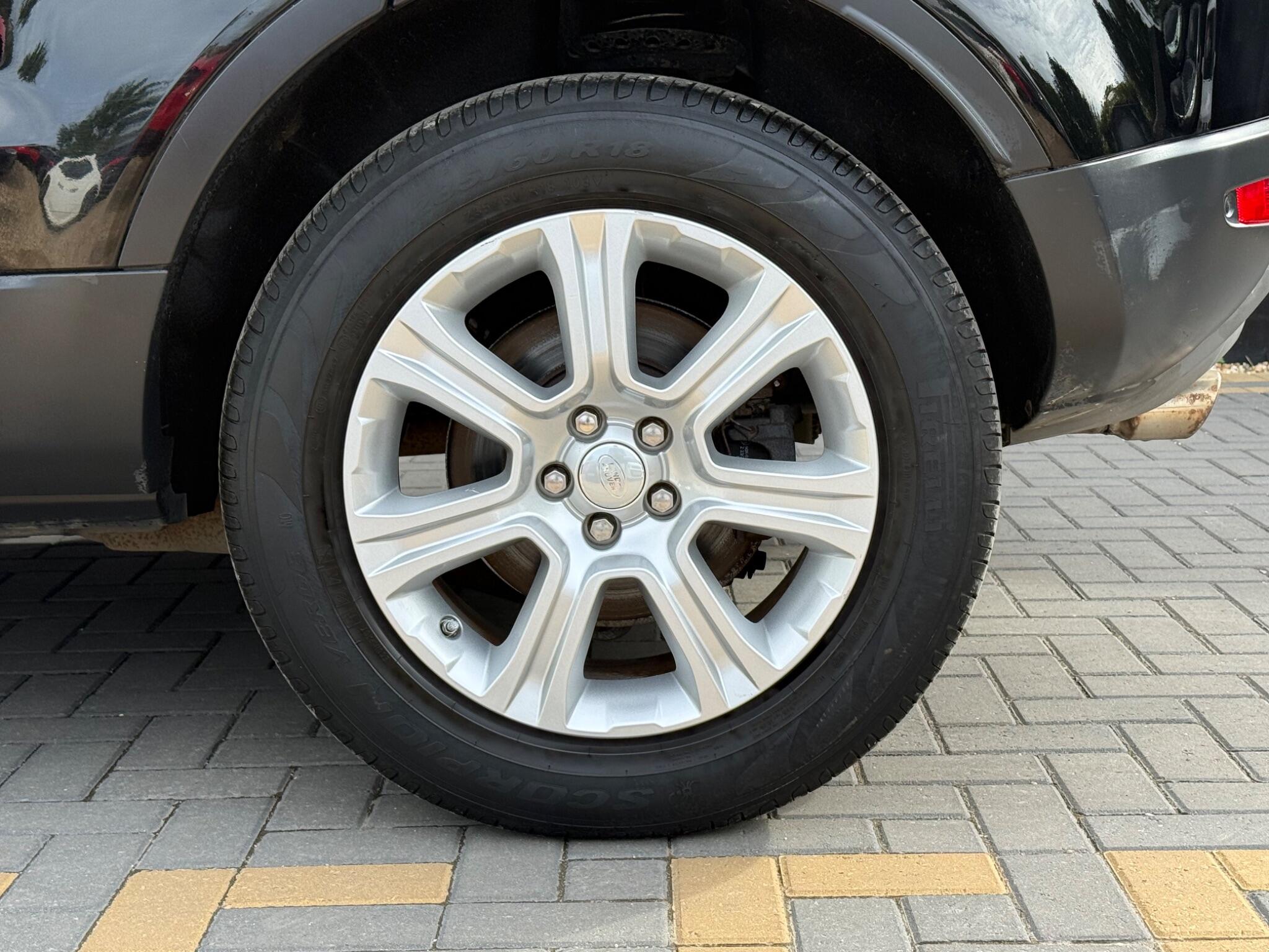 Land Rover Range Rover Evoque view 14