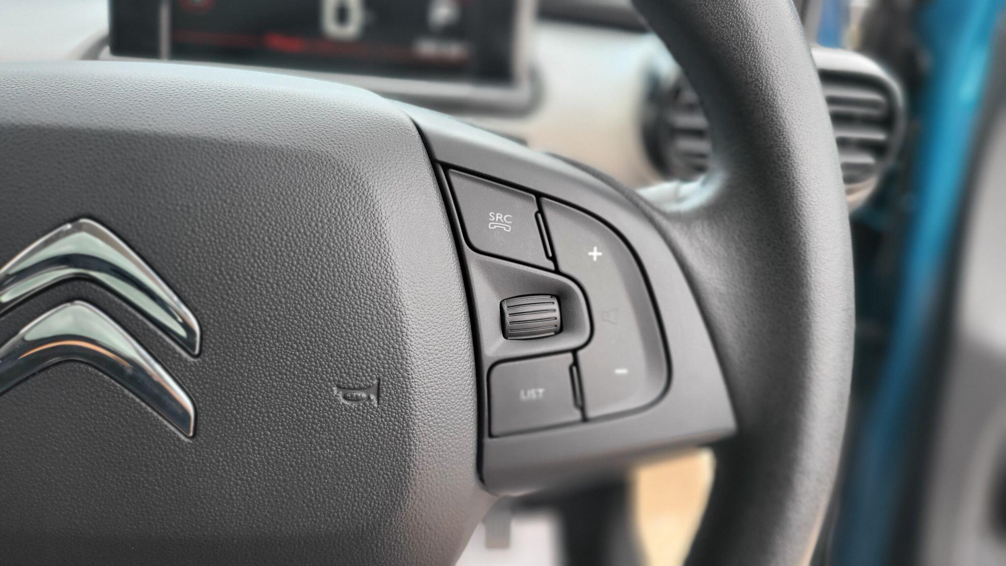 Citroen C4 Cactus view 20