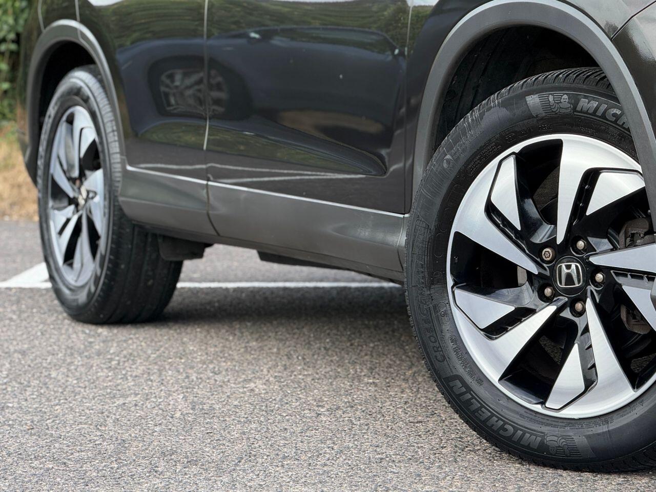 Honda CR-V view 7