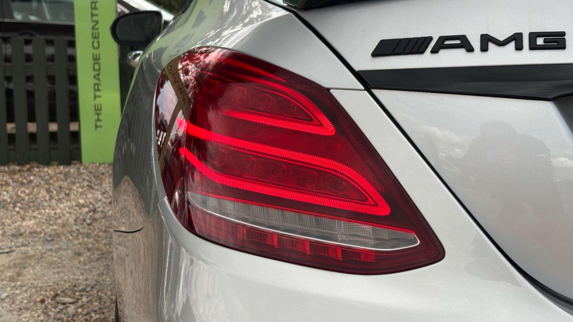 Mercedes-Benz C-Class view 51