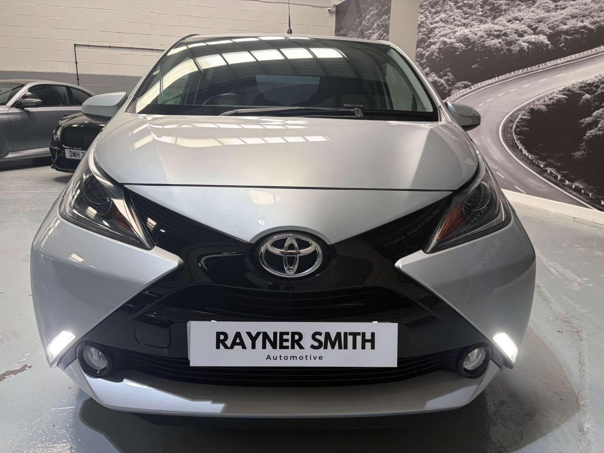 Toyota Aygo view 4