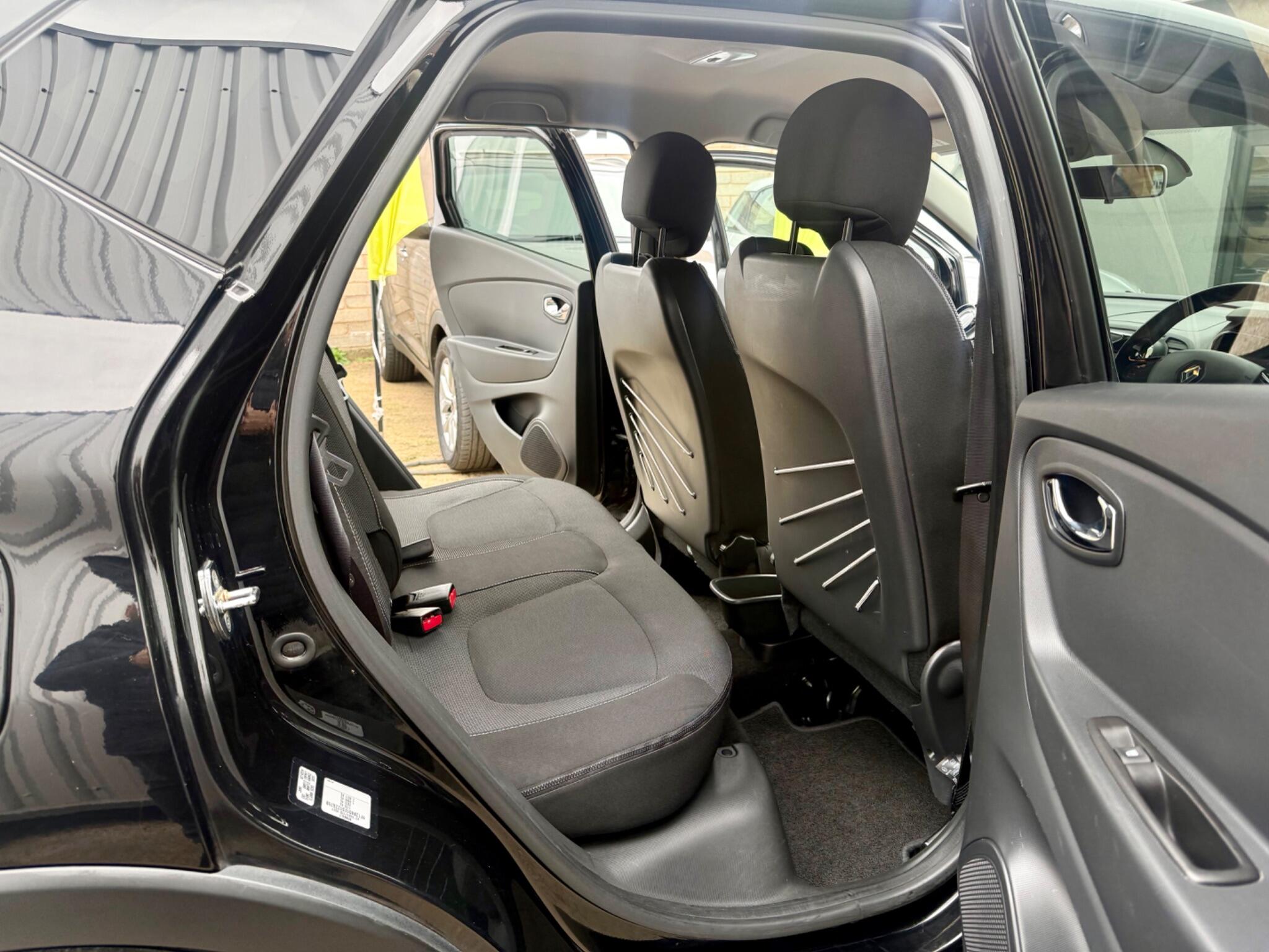 Renault Captur view 11