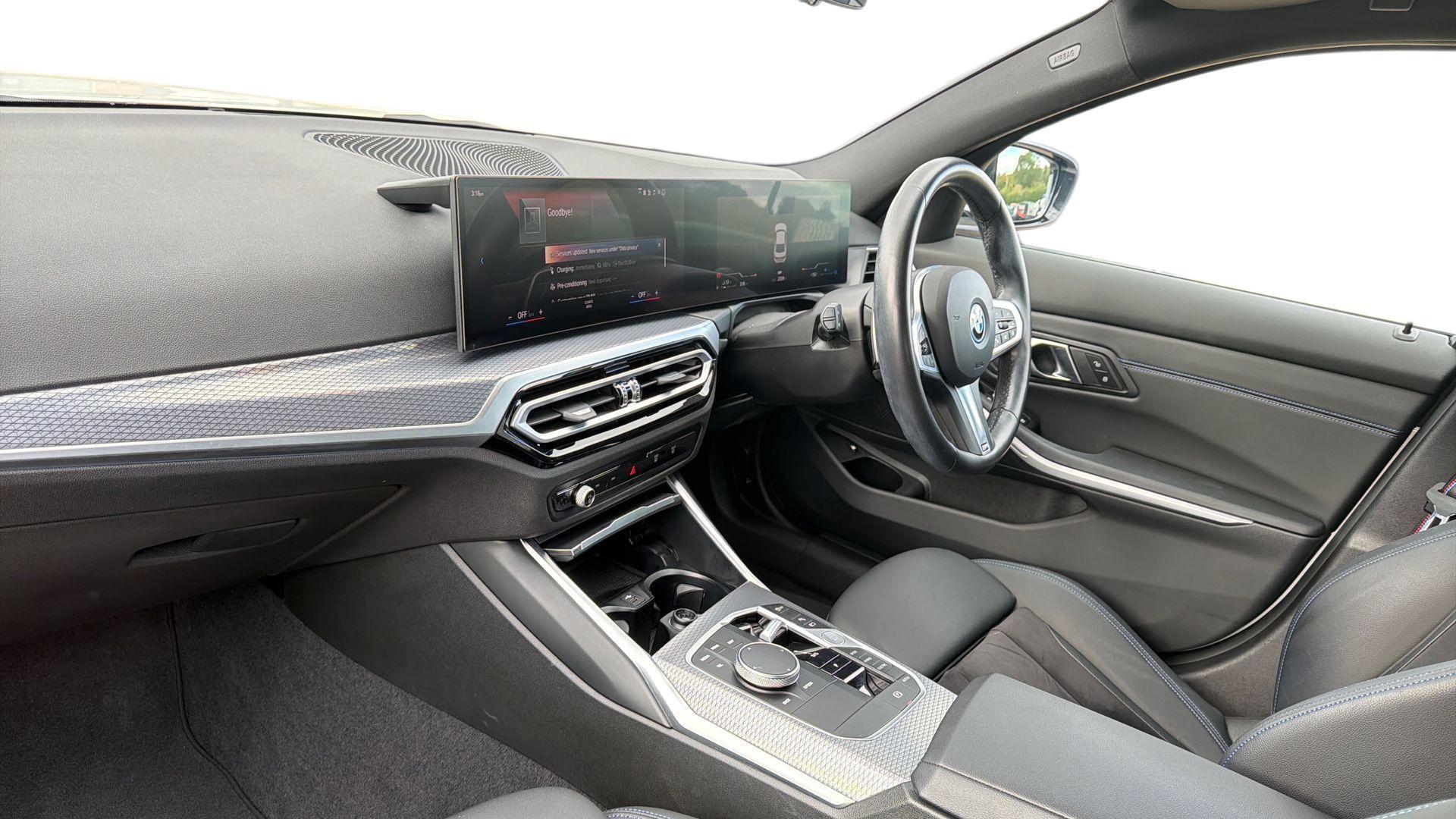 BMW 3 Series view 7