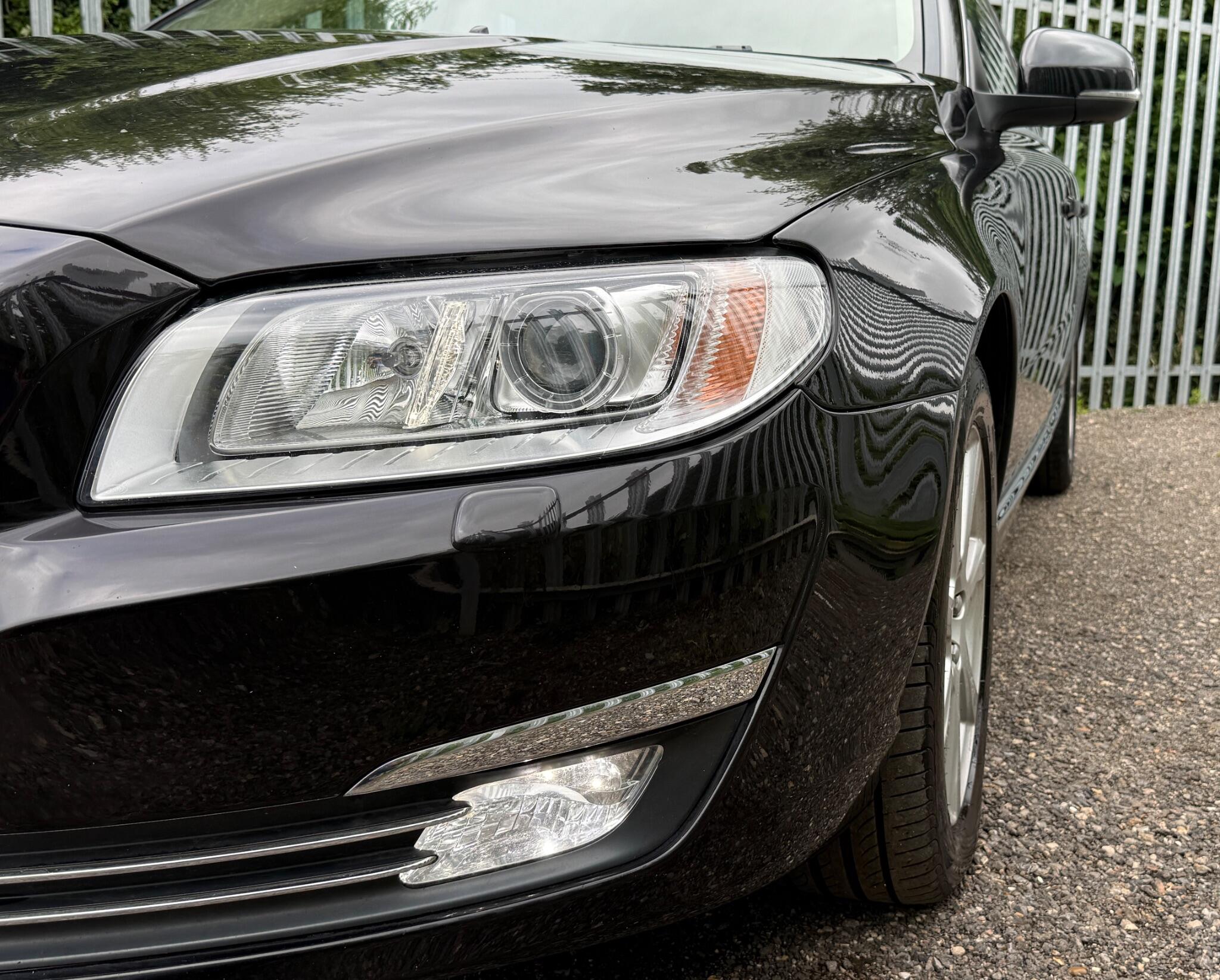 2015 Volvo S80 image 49