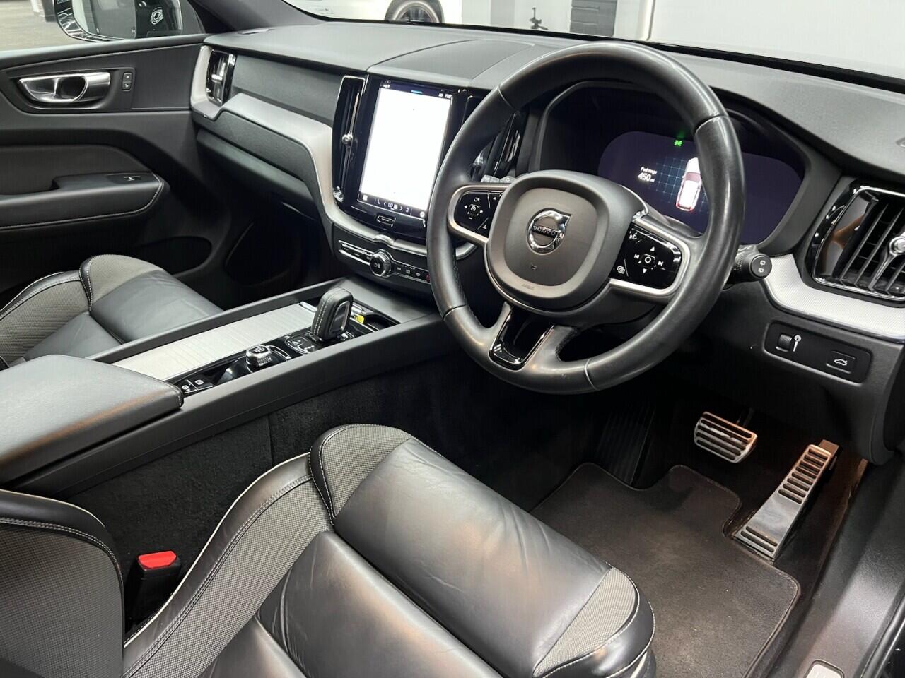 Volvo XC60 view 31