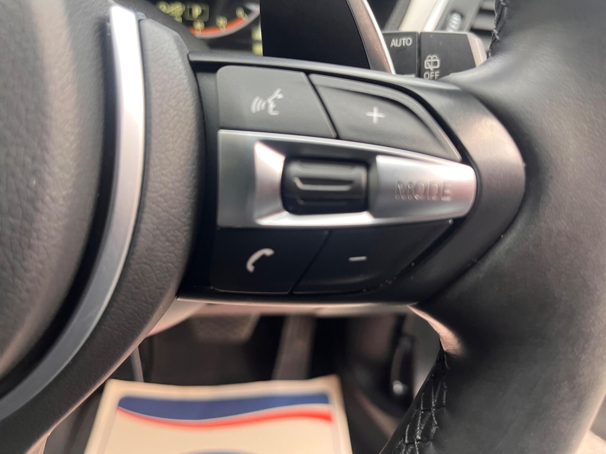 BMW 3 Series view 29