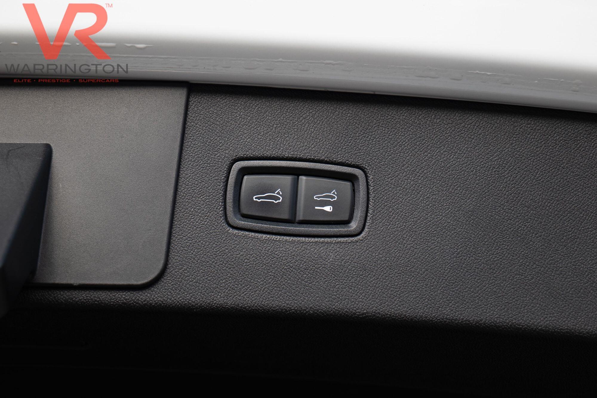 Porsche Cayenne view 19