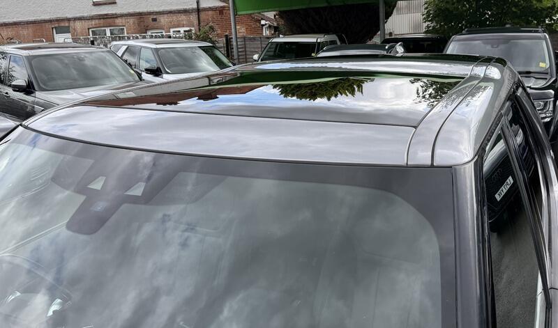 Land Rover Discovery 3 view 21