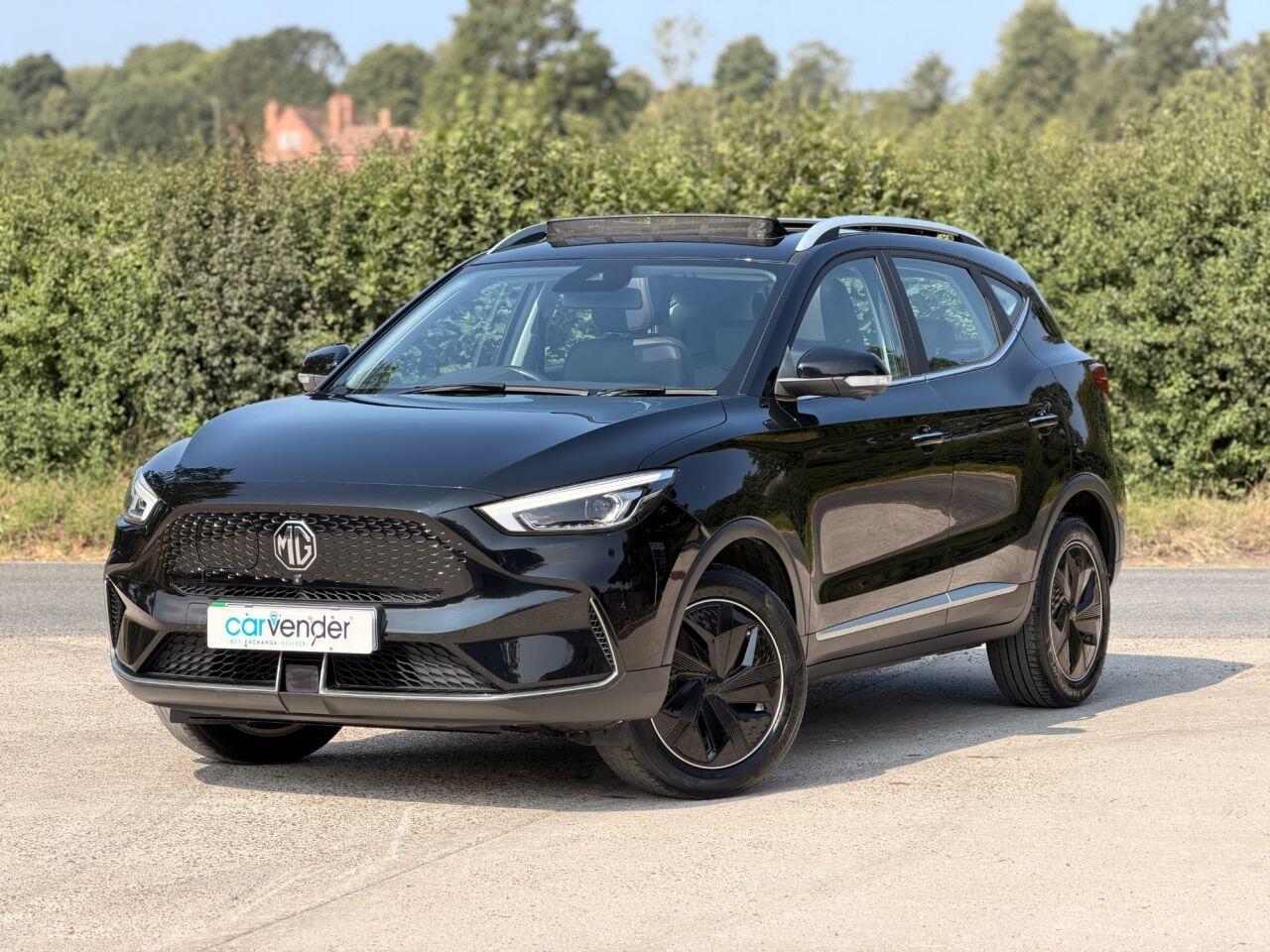 MG ZS view 3