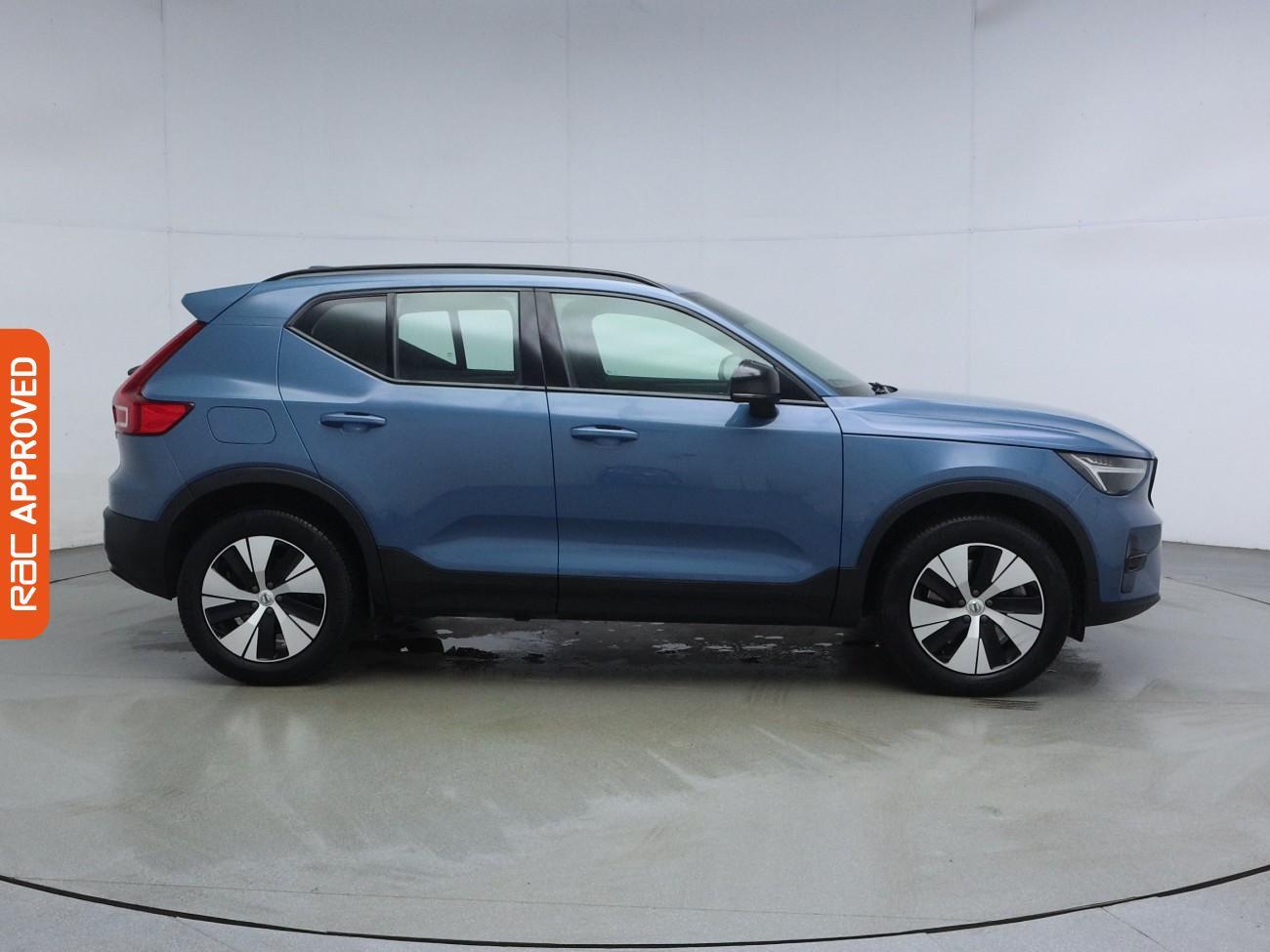 Volvo XC40 view 7