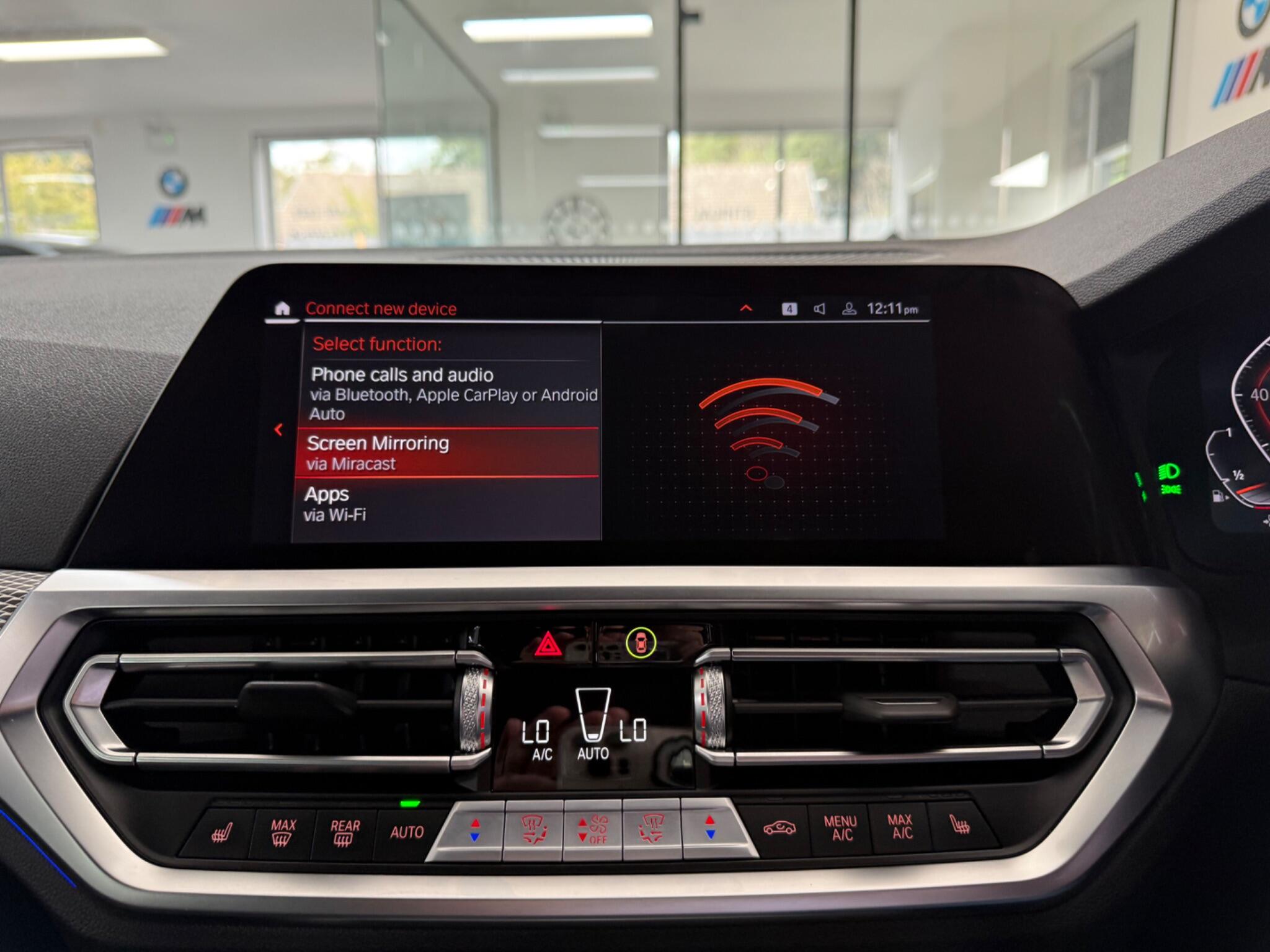 BMW 3 Series view 21