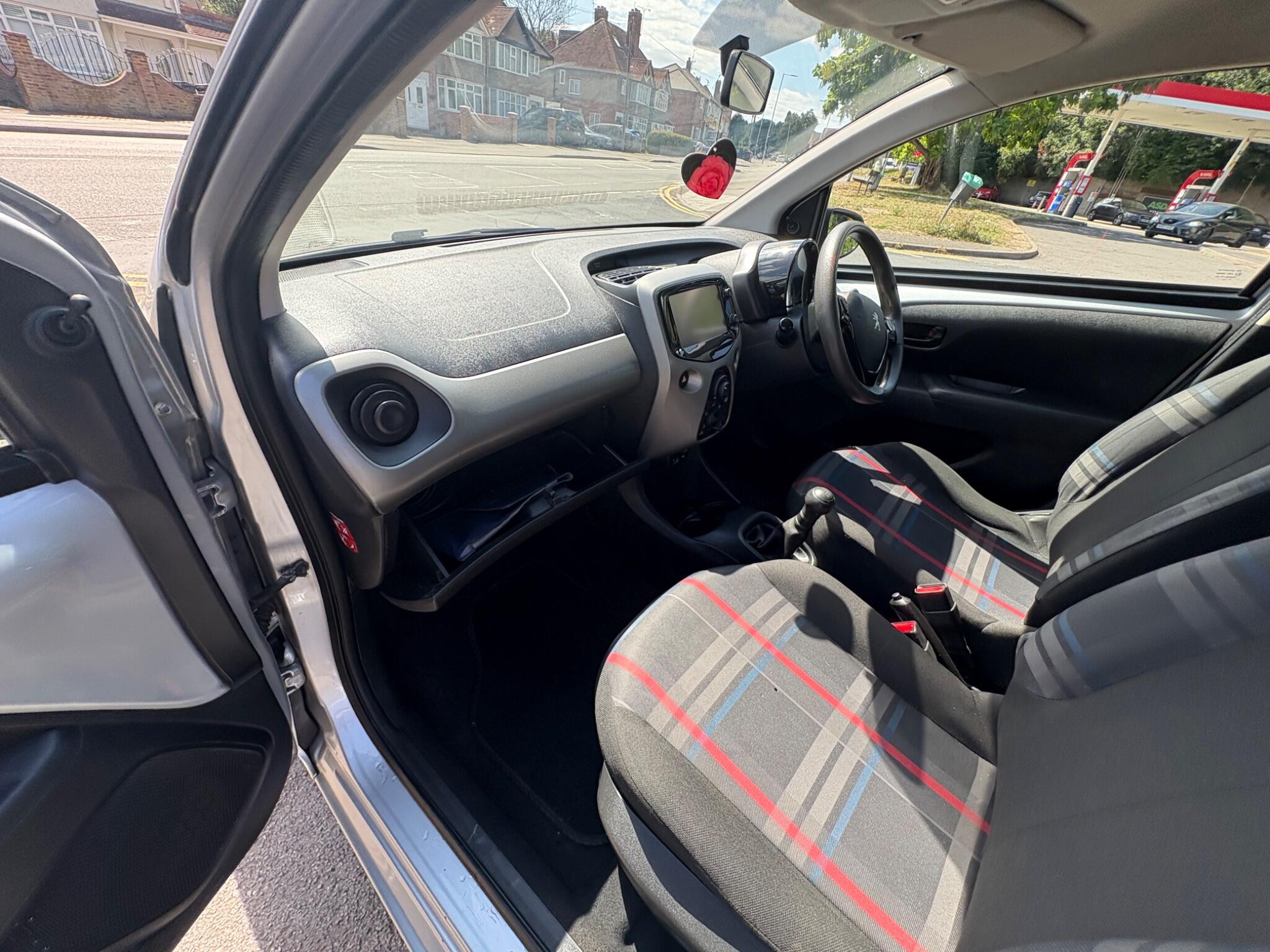 2015 Peugeot 108 1.0 Active Euro 6 5dr • 75,187 miles image 24