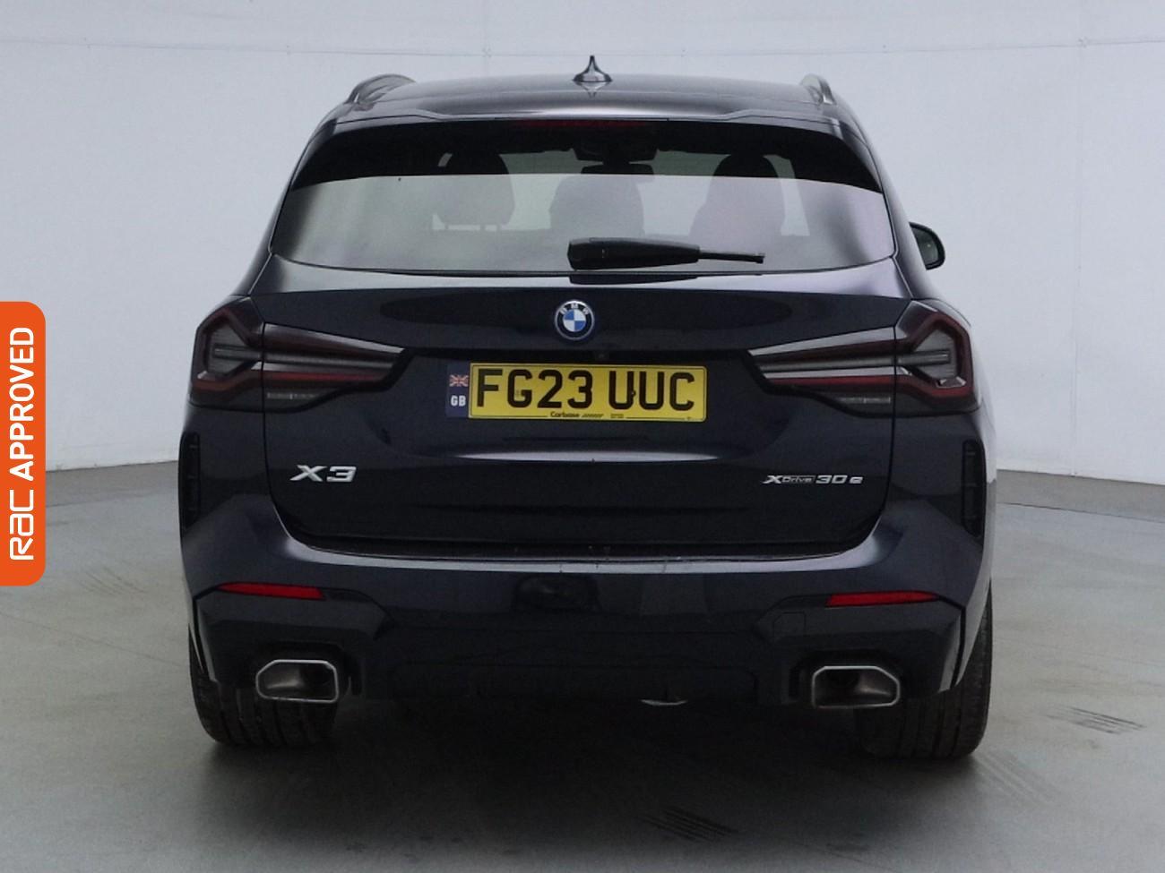 BMW X3 view 9