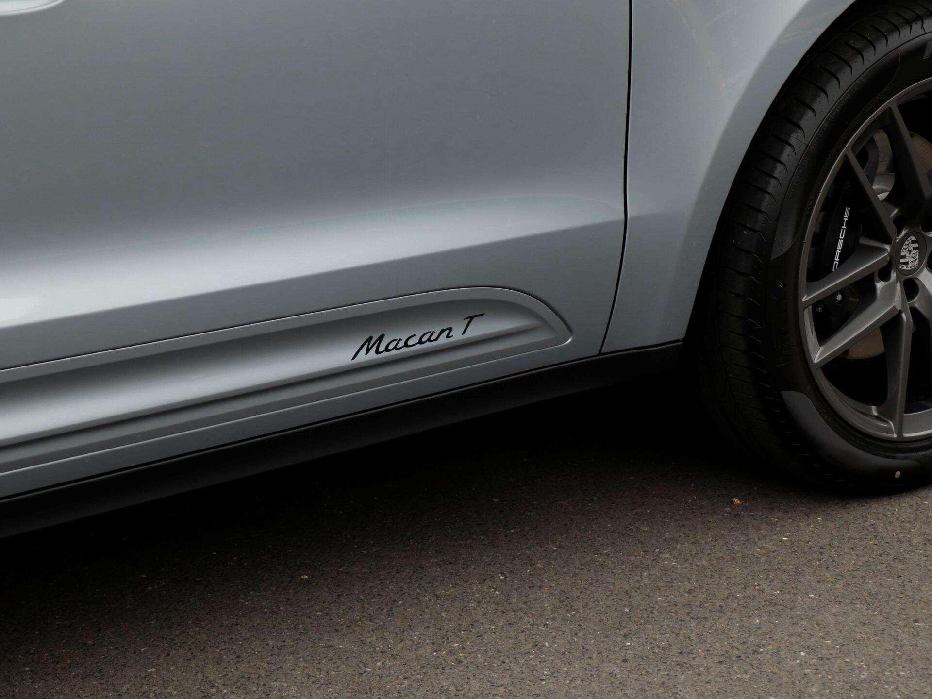 Porsche Macan view 33