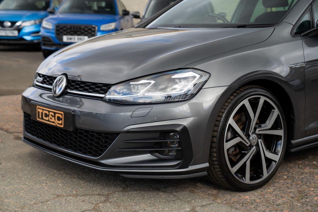 Volkswagen Golf view 28