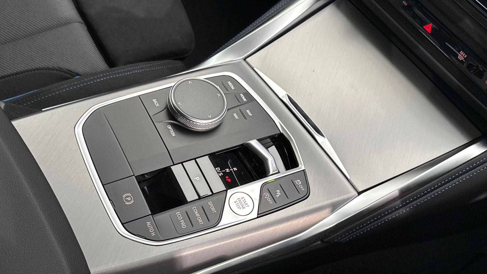 BMW 2 Series view 10