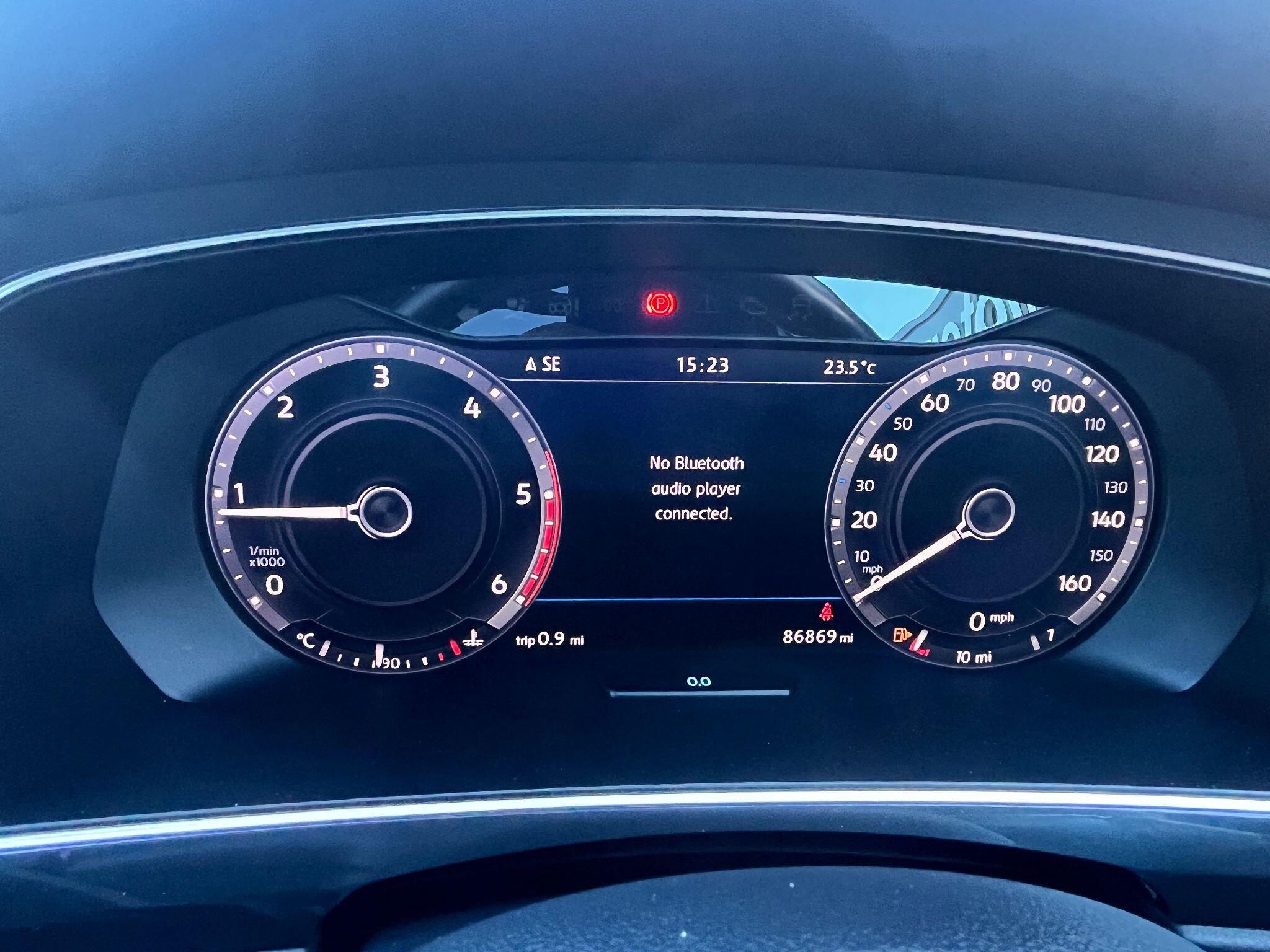 Volkswagen Tiguan view 20