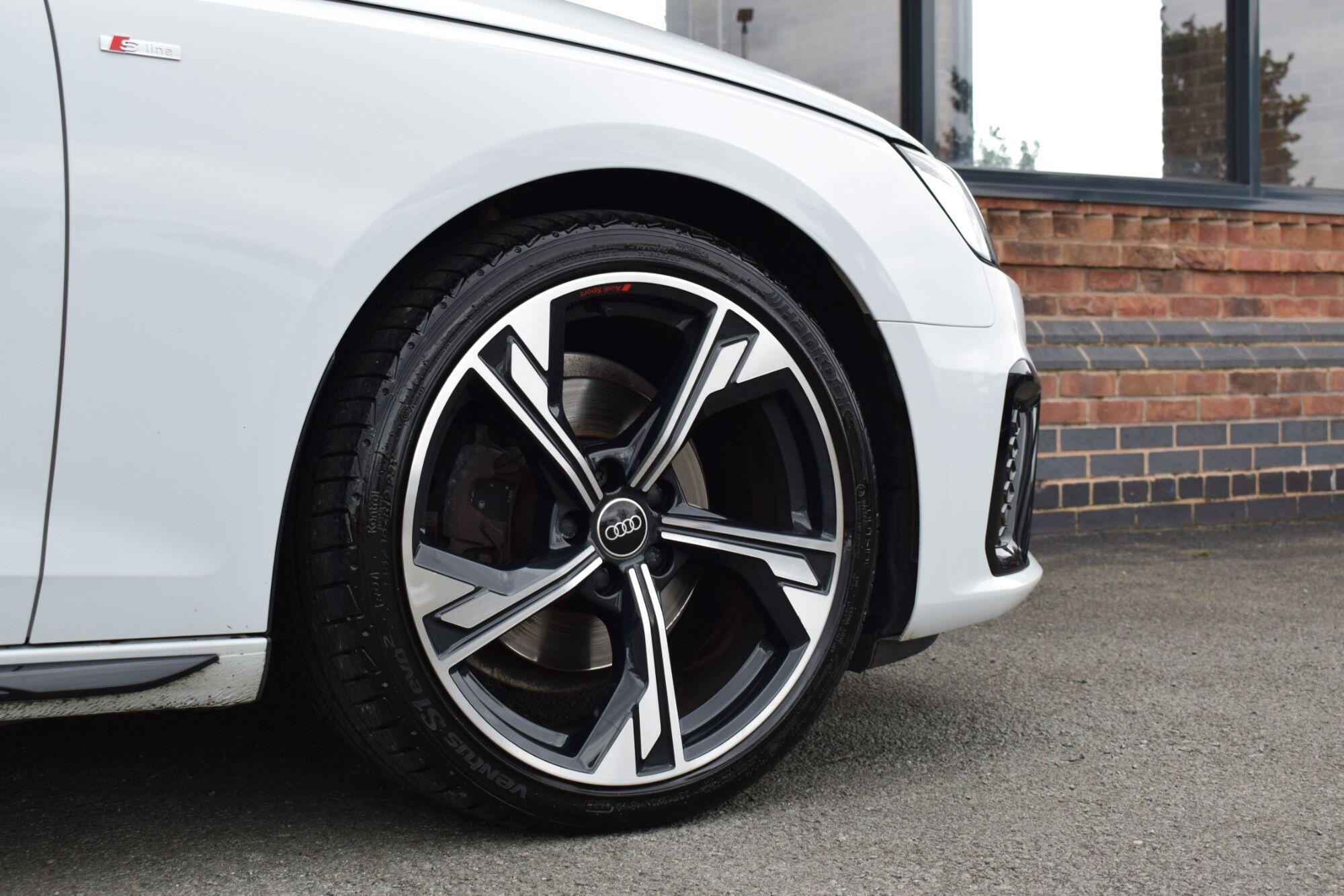 Audi A4 view 46