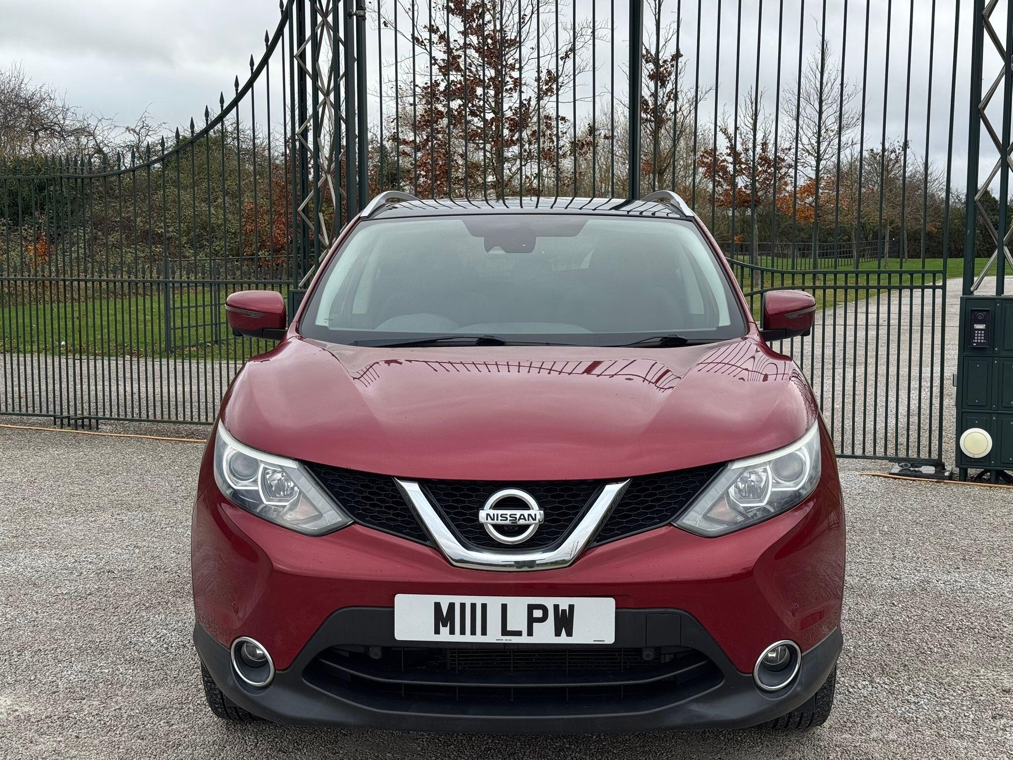 2016 Nissan Qashqai 1.2 DIG-T N-Connecta 2WD Euro 6 (s/s) 5dr • 42,835 miles image 3