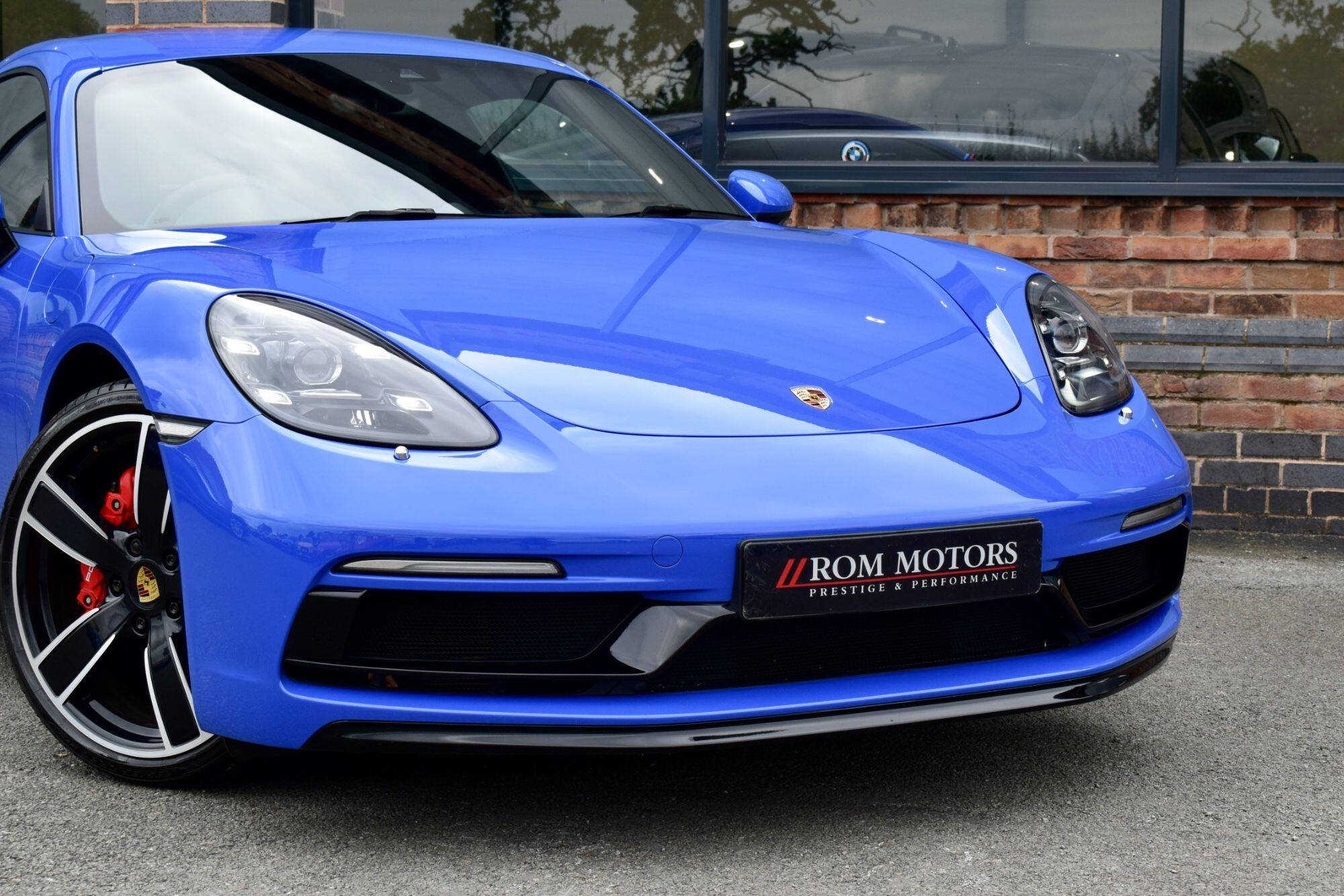Porsche Cayman view 48