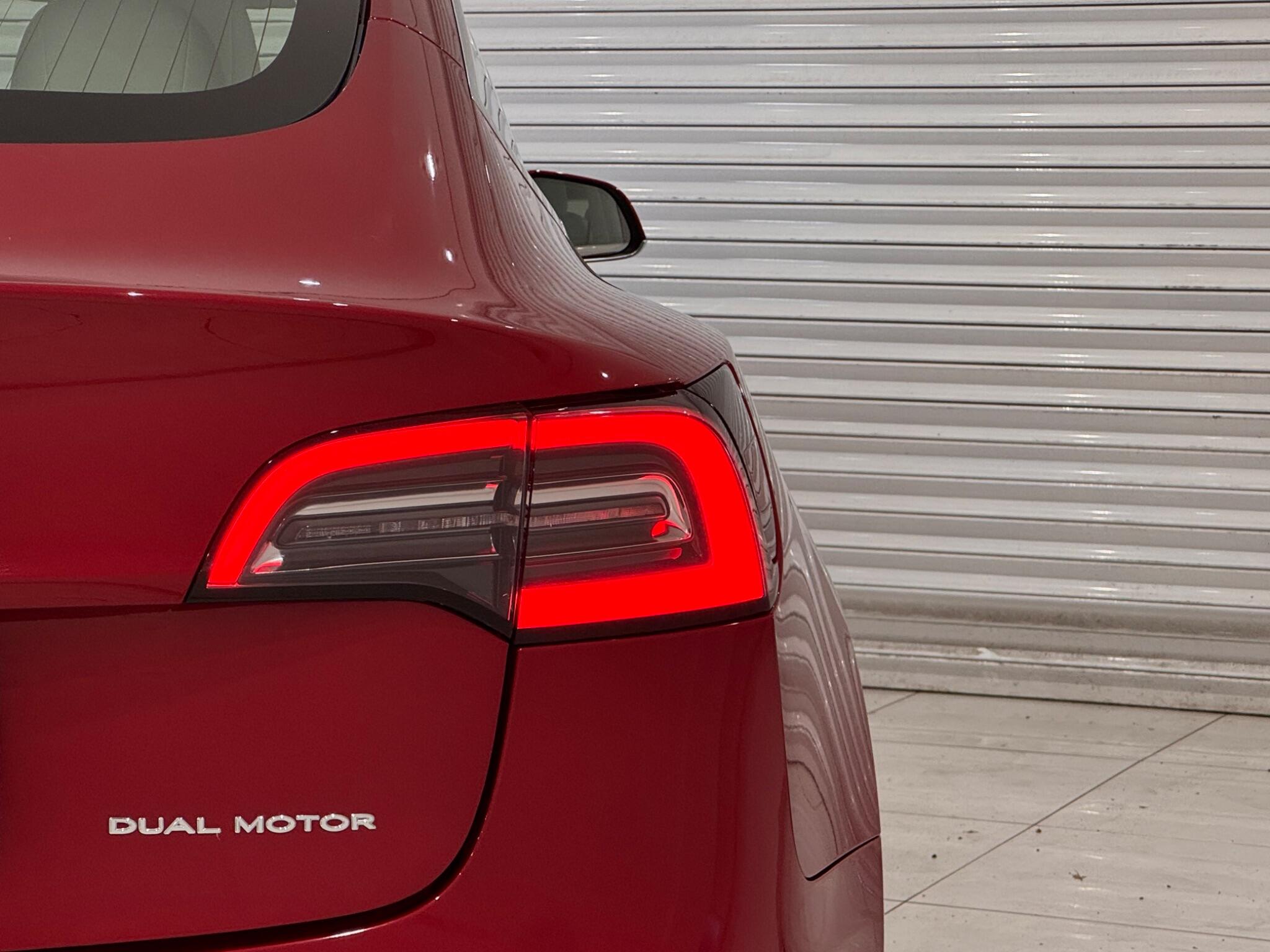 Tesla Model 3 view 25