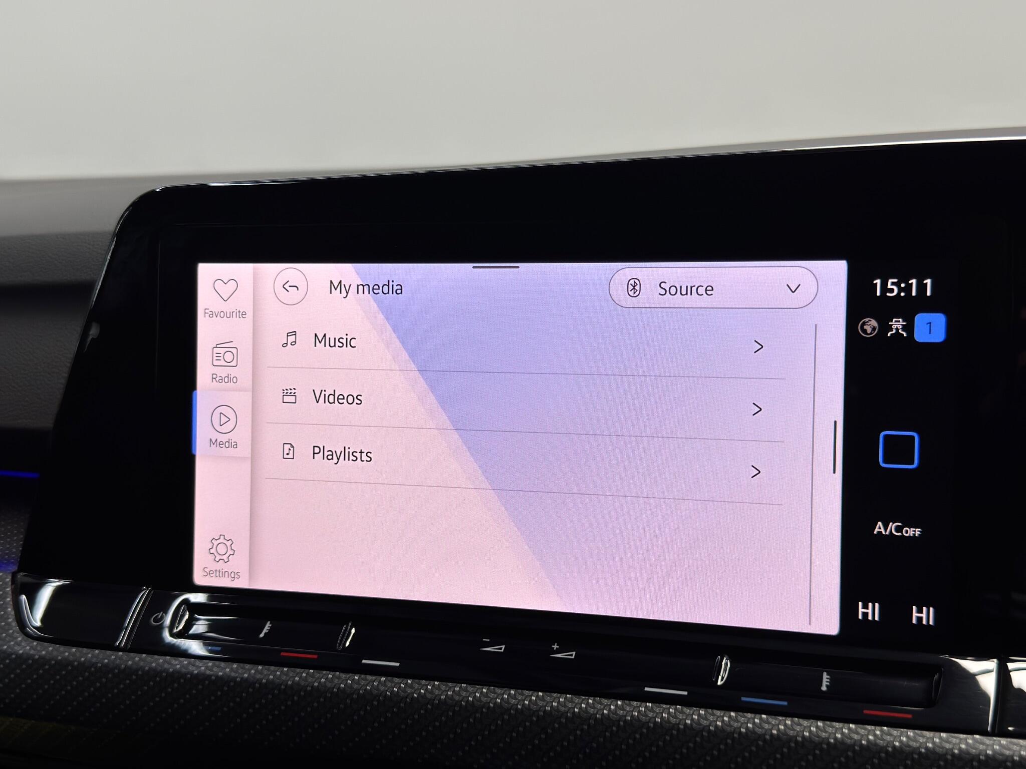 Volkswagen Golf view 28