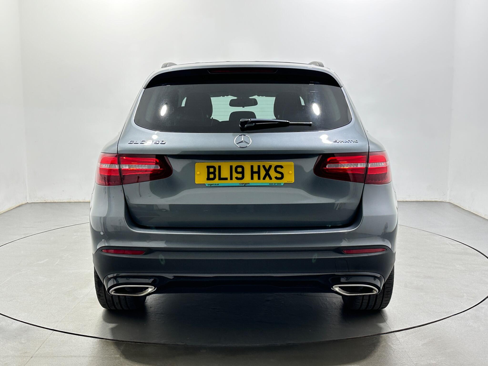 Mercedes-Benz GLC view 7