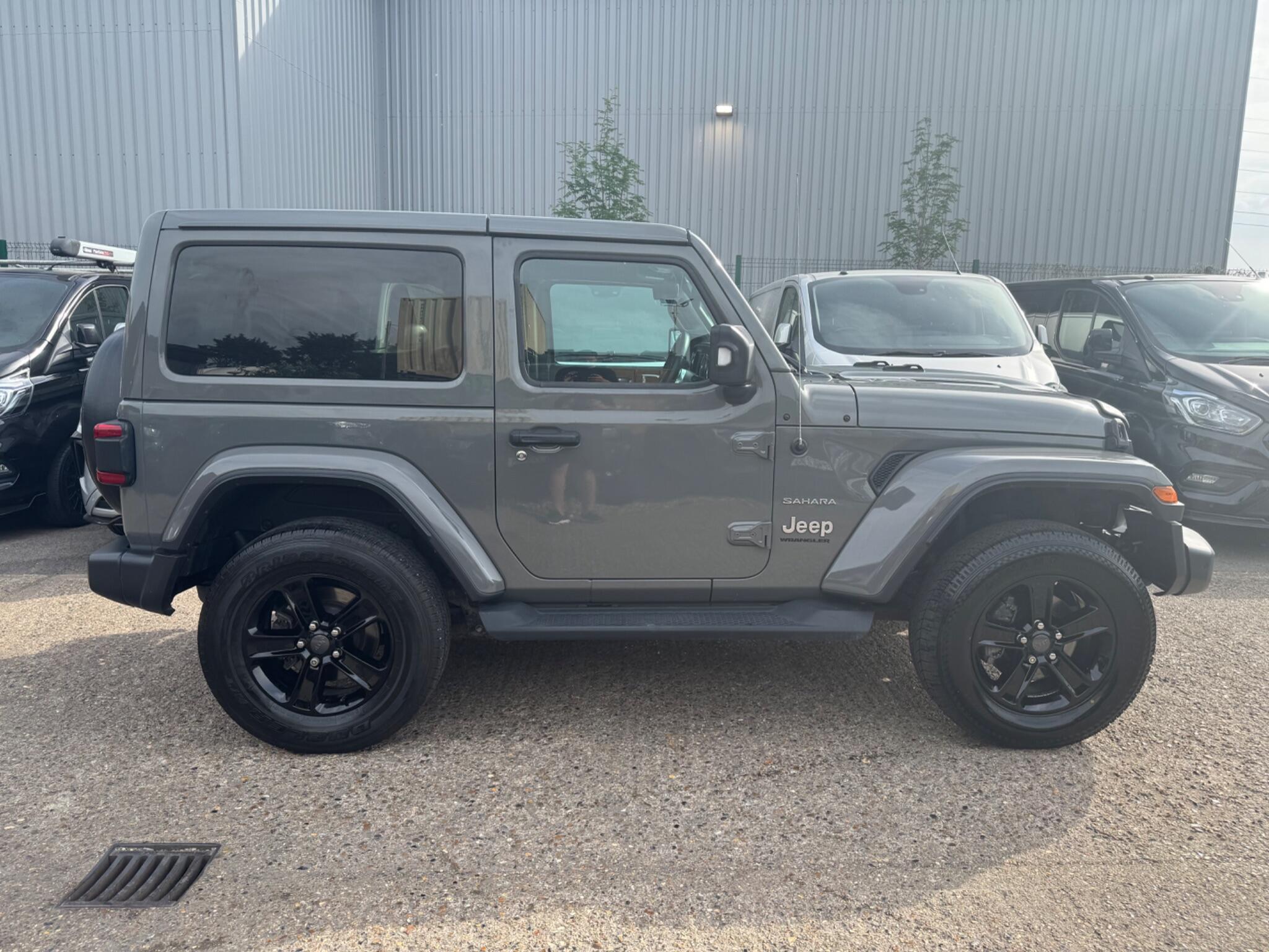 Jeep Wrangler view 11
