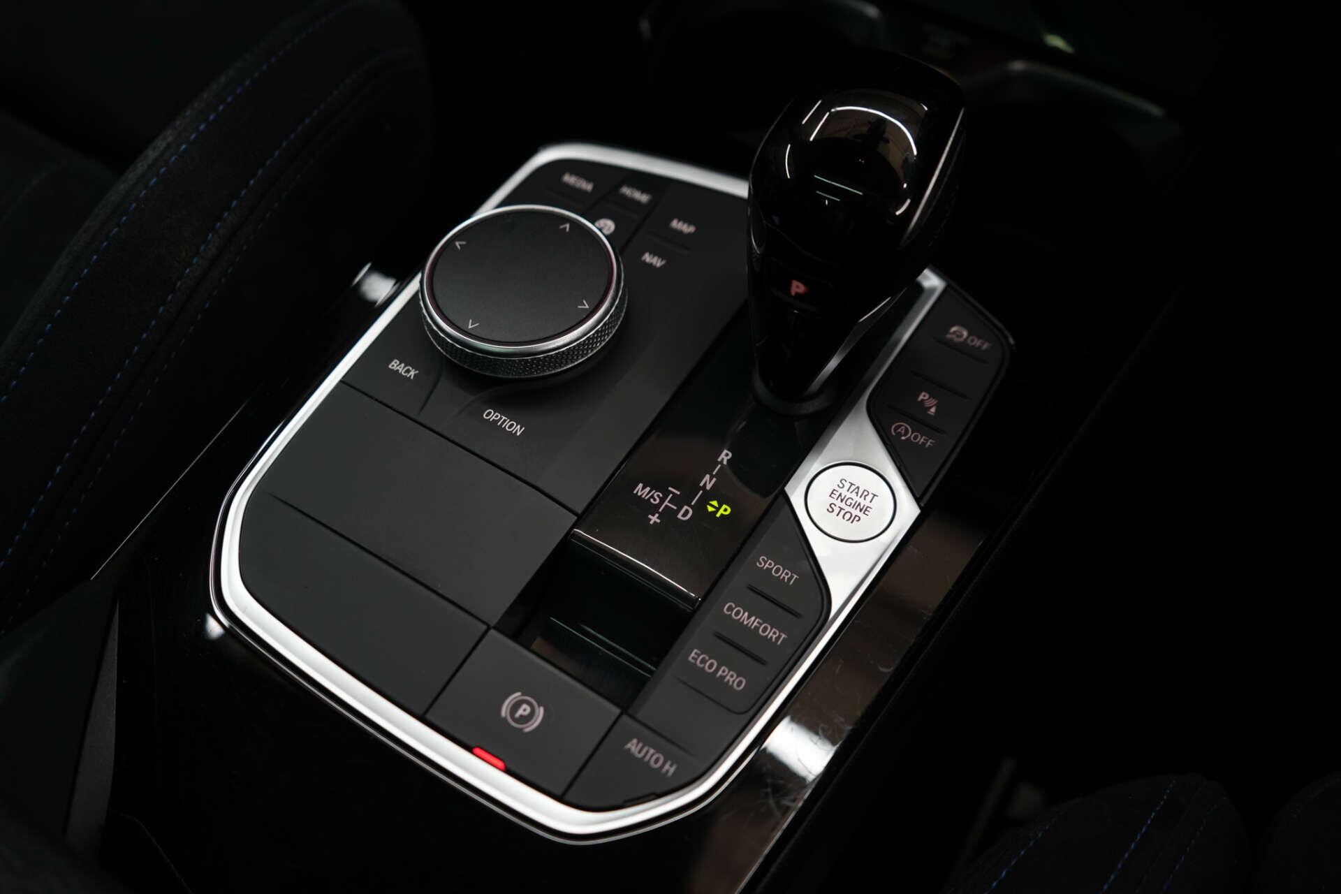 BMW 1 Series view 27